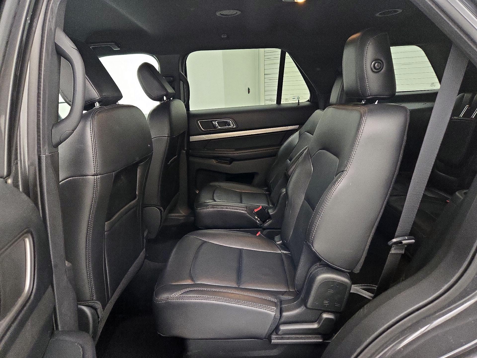 Thumbnail: 2018 Ford Explorer - 20