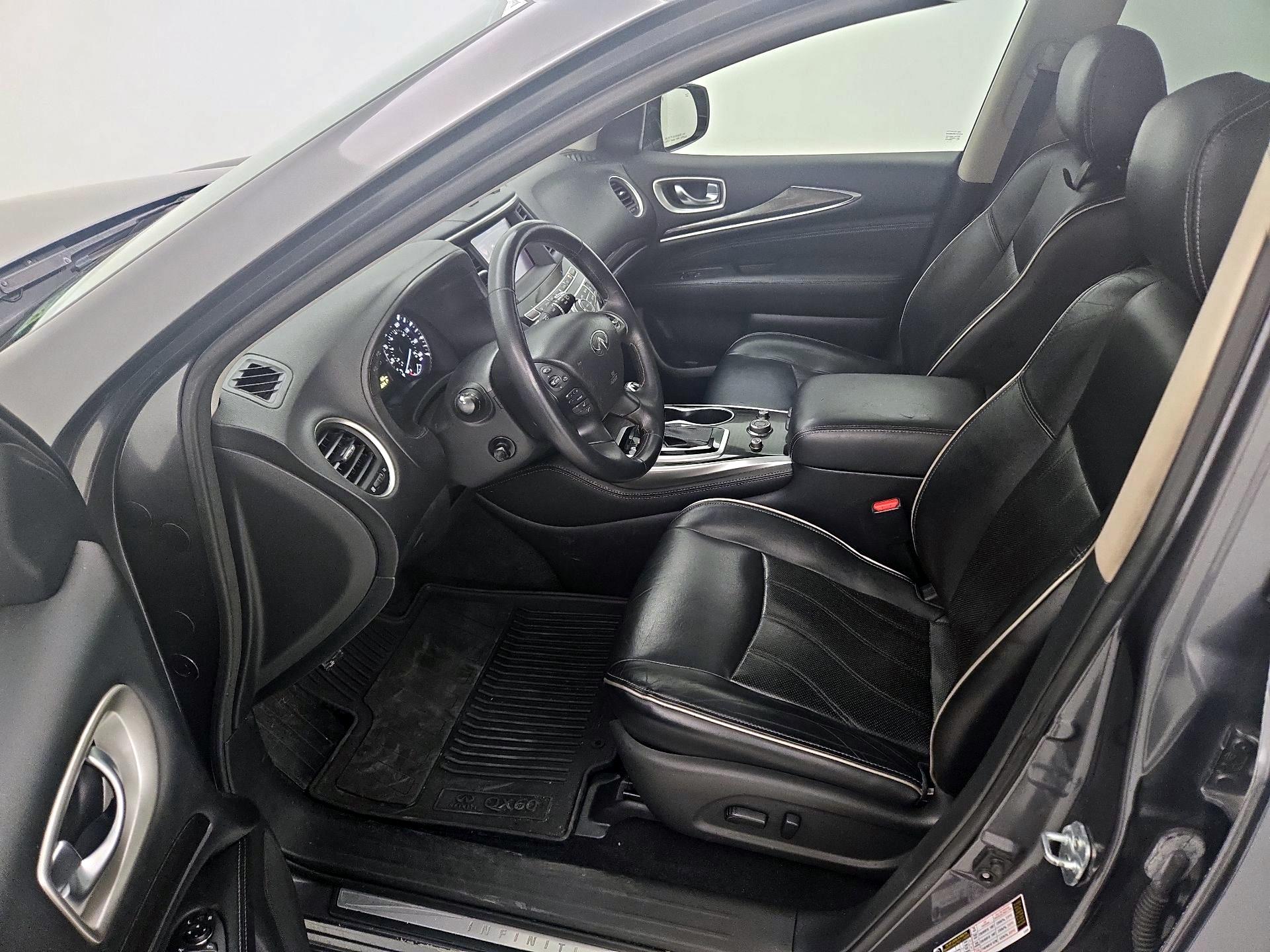 Thumbnail: 2017 INFINITI QX60 - 11