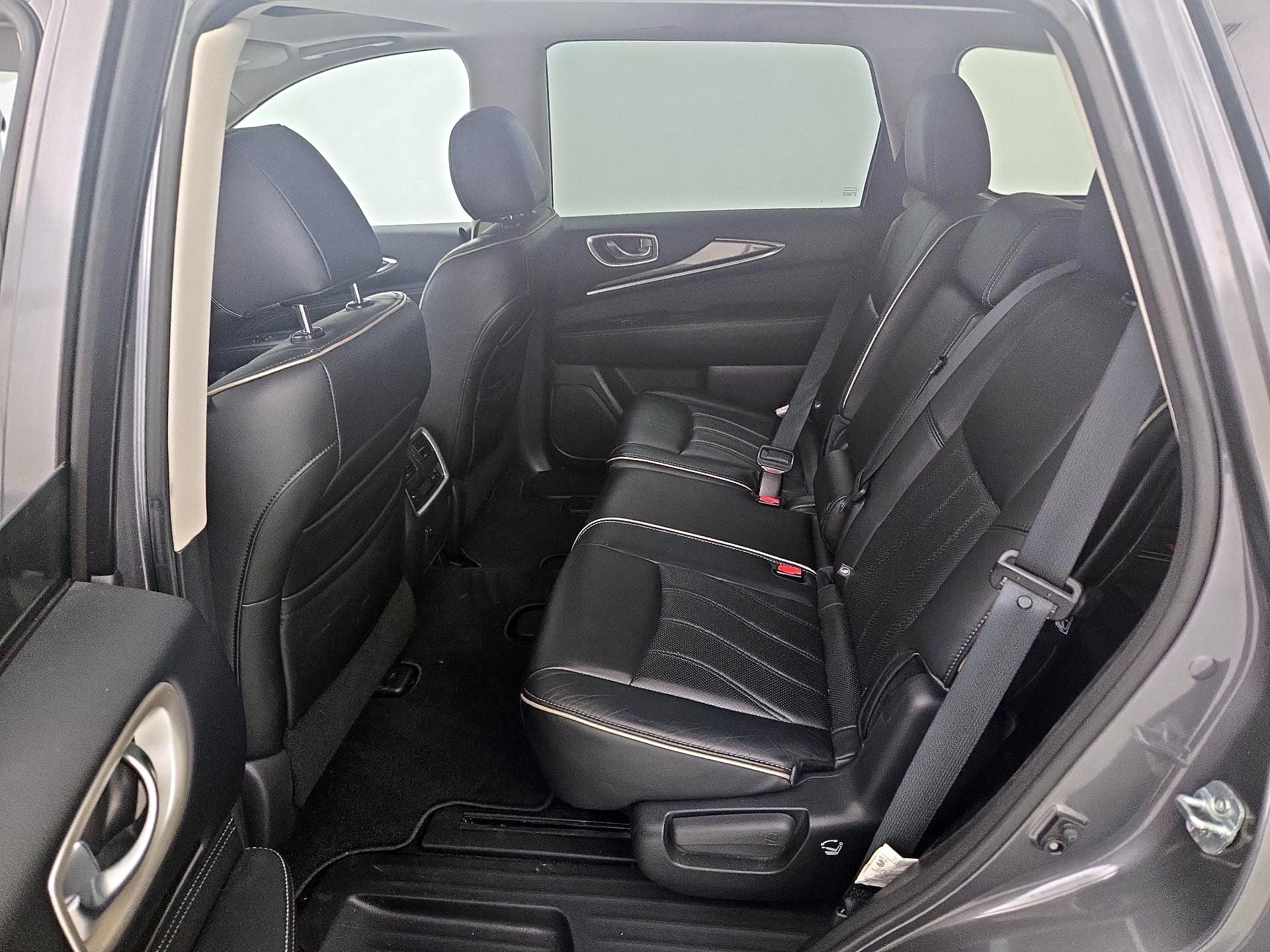 Thumbnail: 2017 INFINITI QX60 - 20