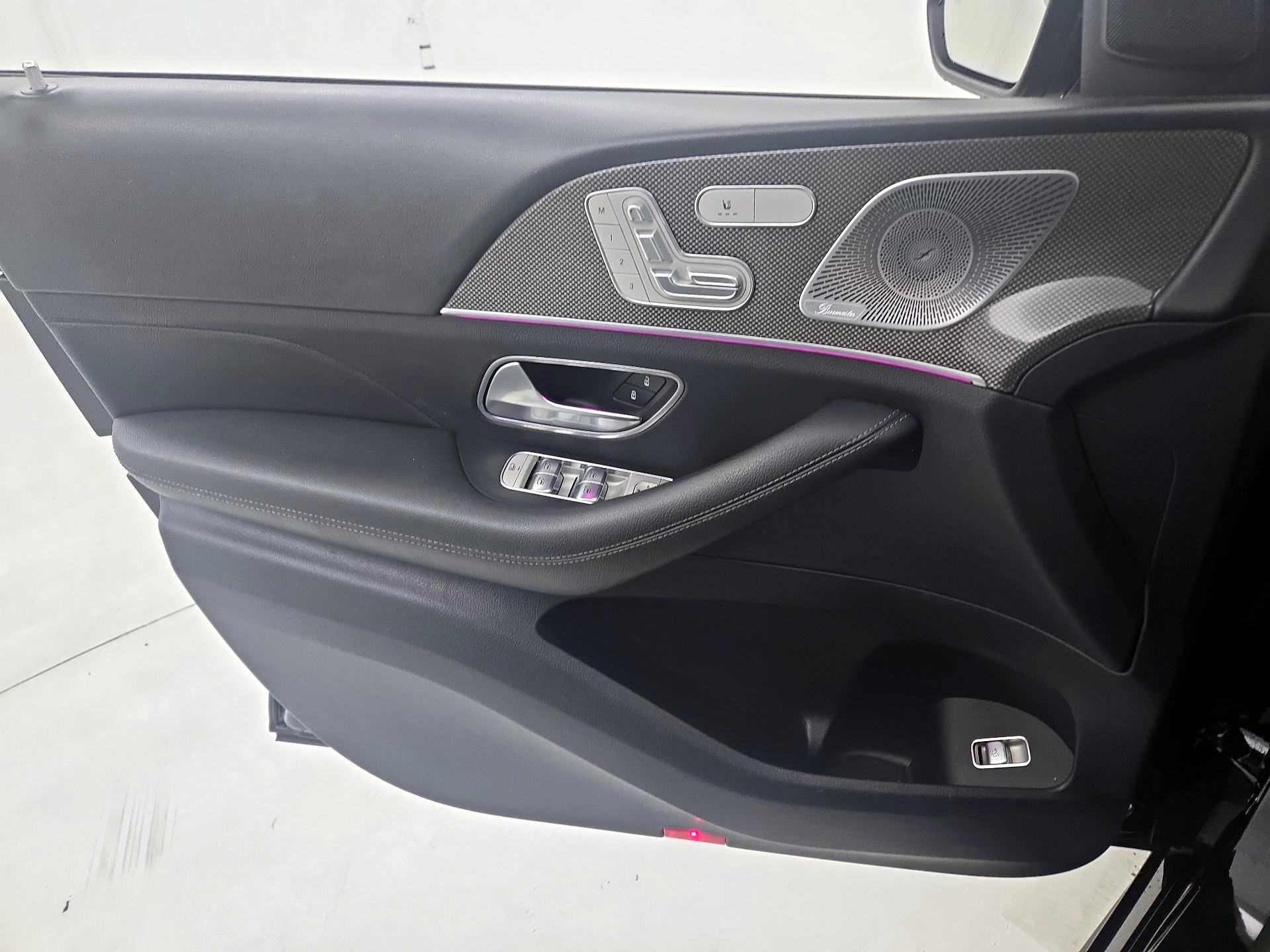 Thumbnail: 2020 Mercedes-Benz GLE - 12