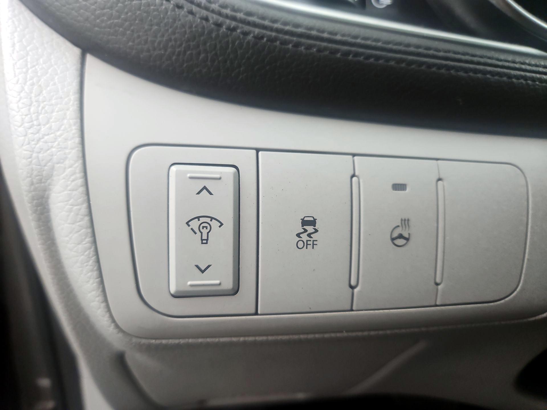 Thumbnail: 2014 Kia Optima - 13