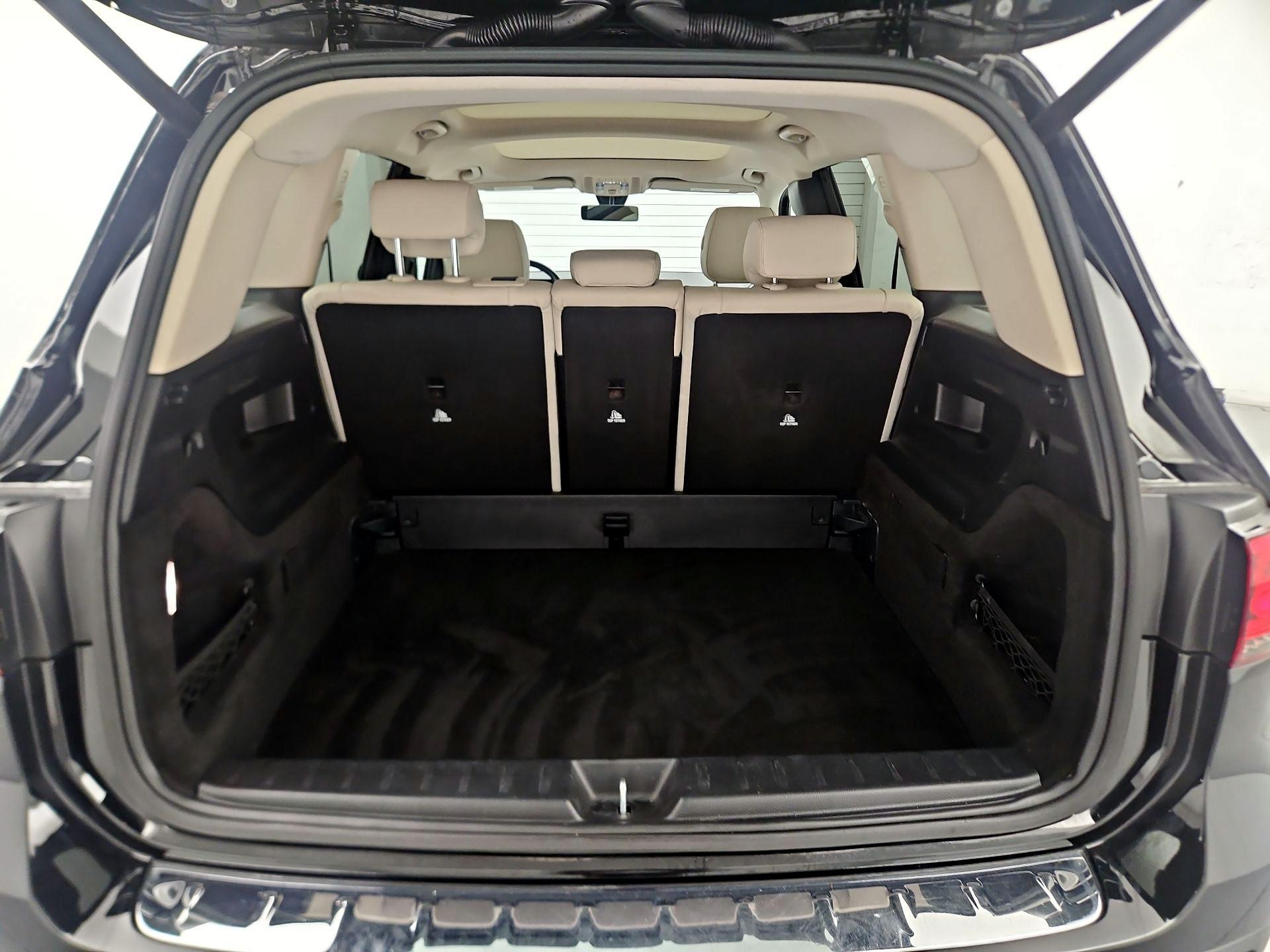 Thumbnail: 2021 Mercedes-Benz GLB - 20