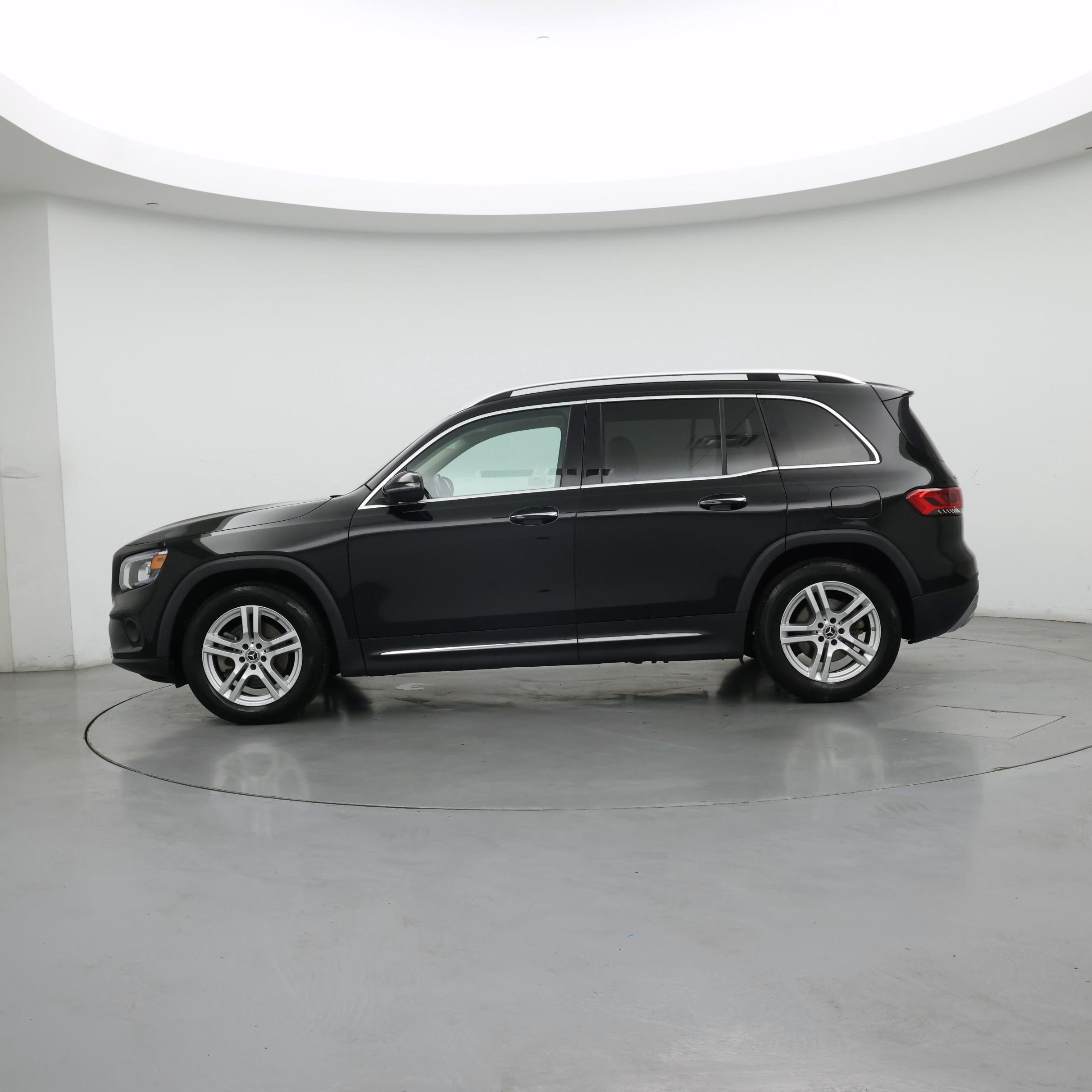 Thumbnail: 2021 Mercedes-Benz GLB - 3