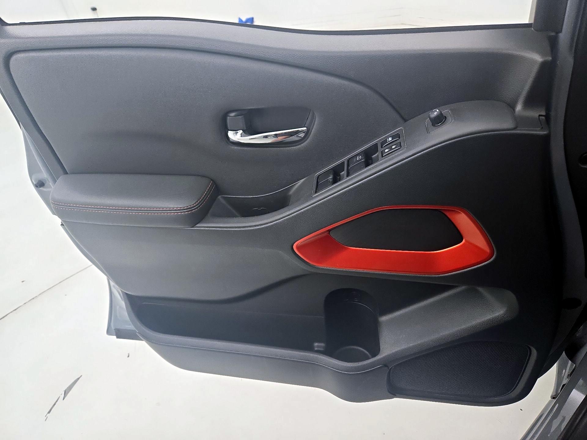 Thumbnail: 2022 Nissan Frontier - 12