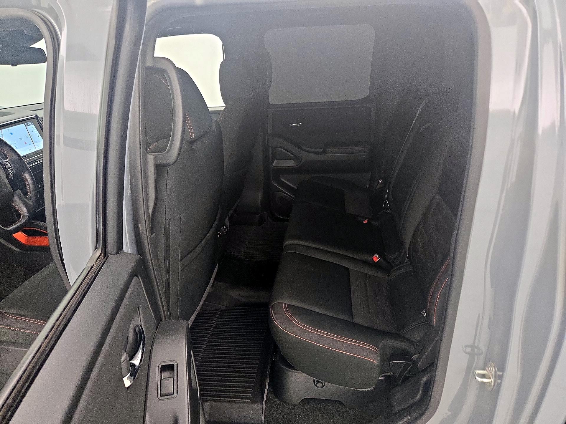 Thumbnail: 2022 Nissan Frontier - 20