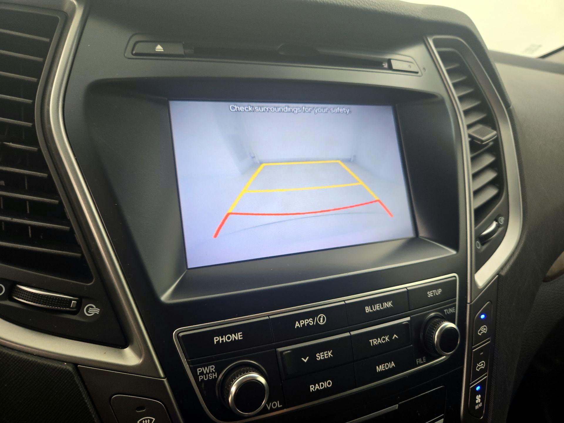 Thumbnail: 2019 Hyundai Santa Fe - 14