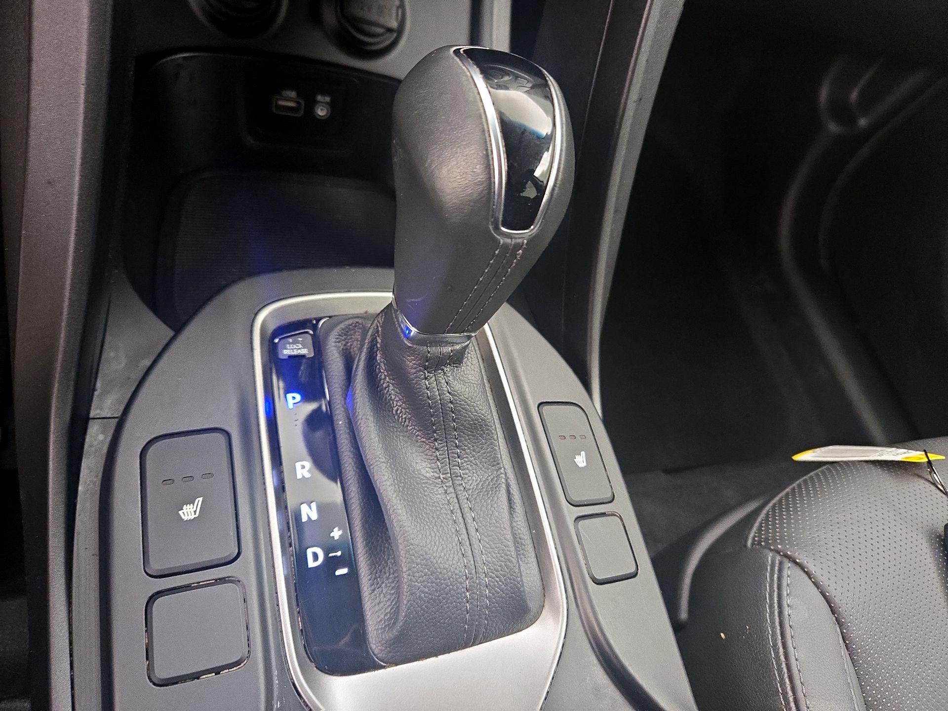 Thumbnail: 2019 Hyundai Santa Fe - 17
