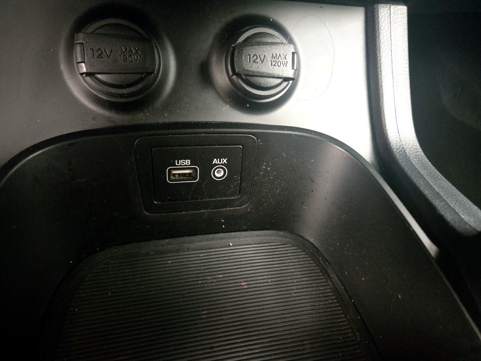 2019 Hyundai Santa Fe SE - Photo 19