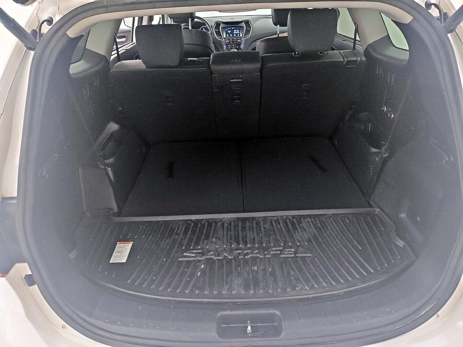 2019 Hyundai Santa Fe SE - Photo 23