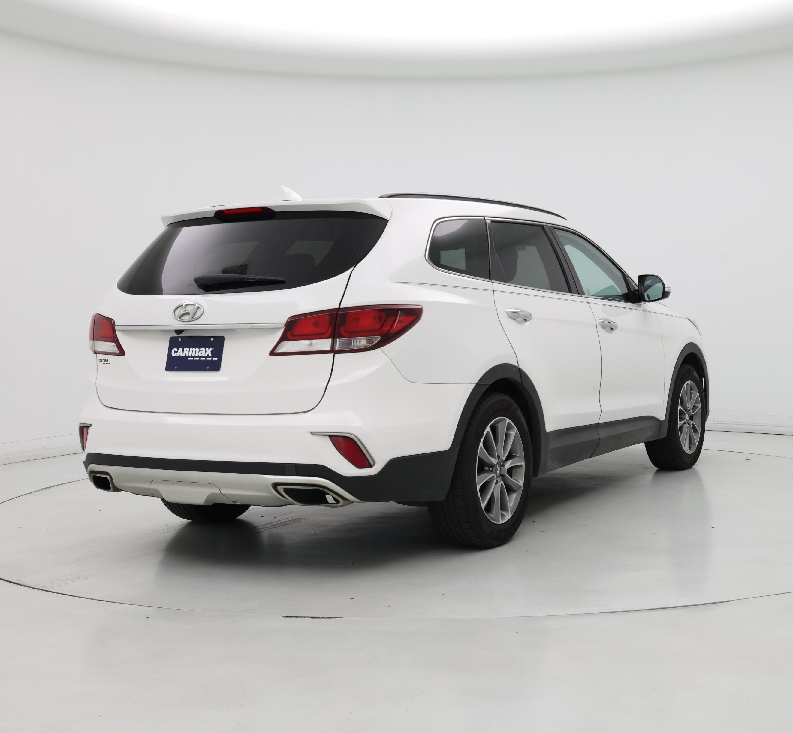 Thumbnail: 2019 Hyundai Santa Fe - 8