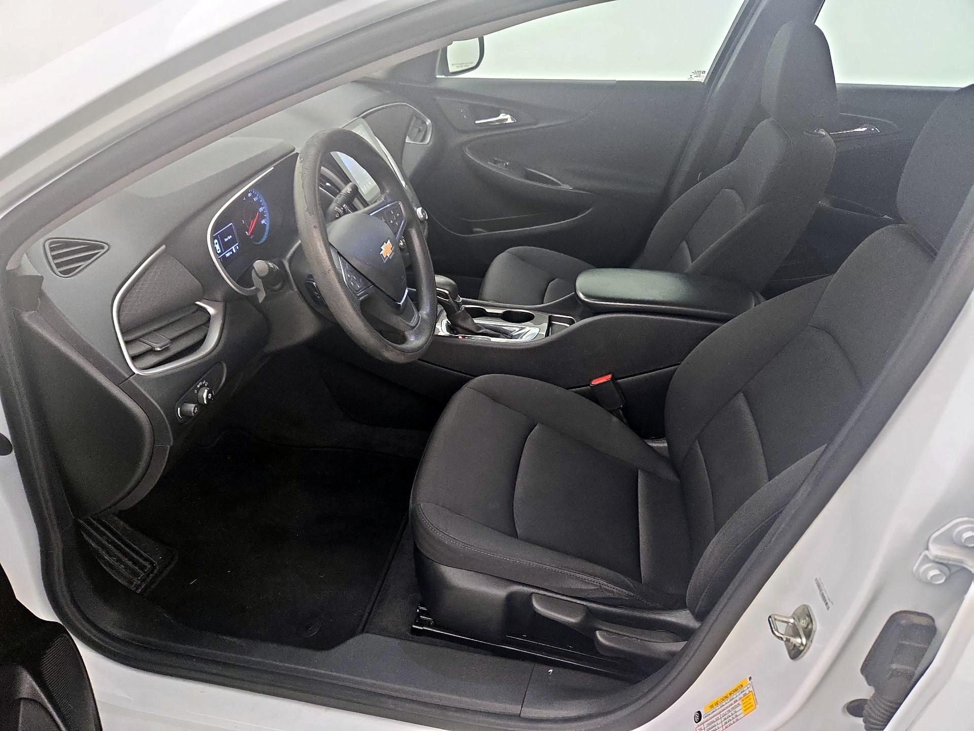 Thumbnail: 2021 Chevrolet Malibu - 11