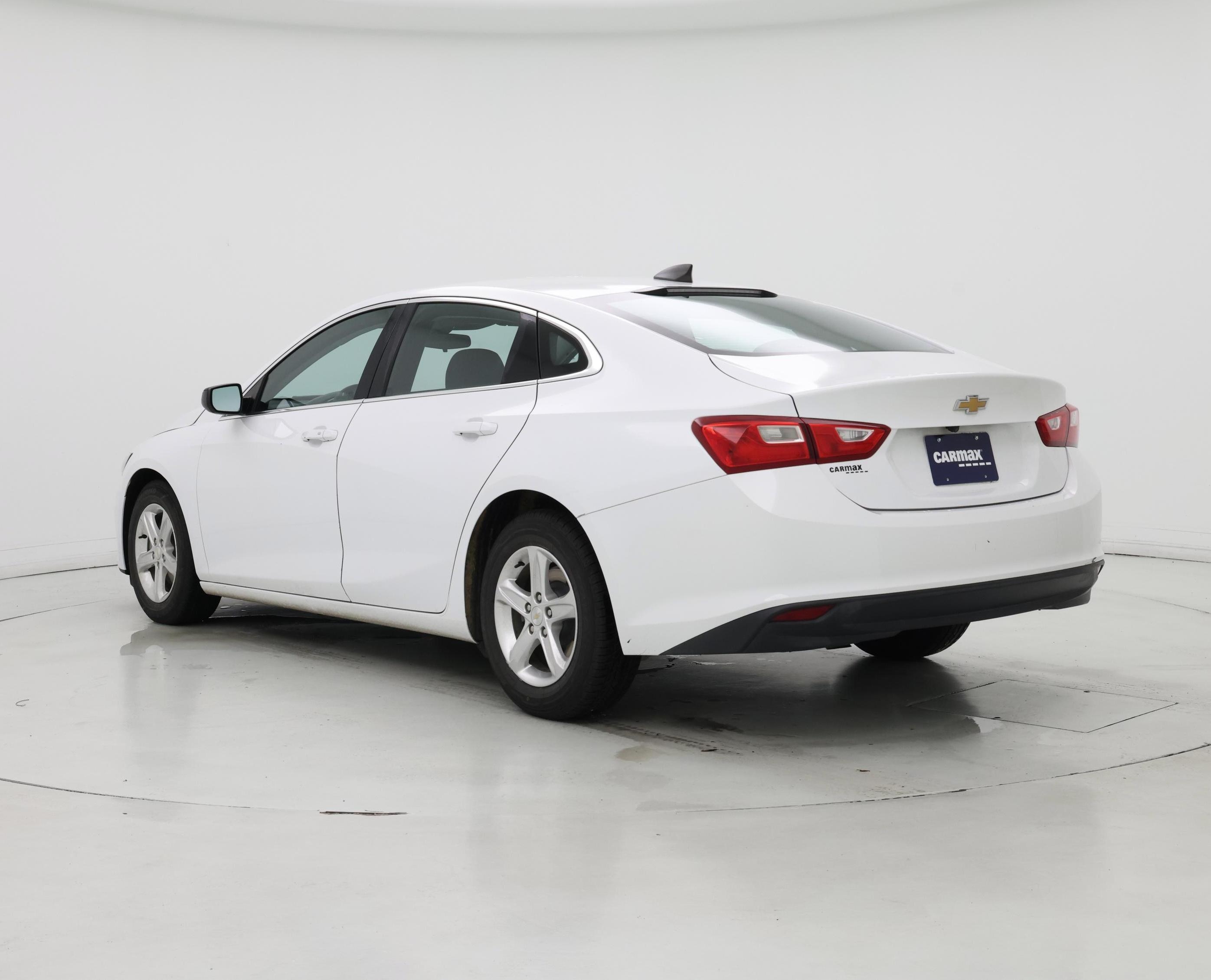 Thumbnail: 2021 Chevrolet Malibu - 2
