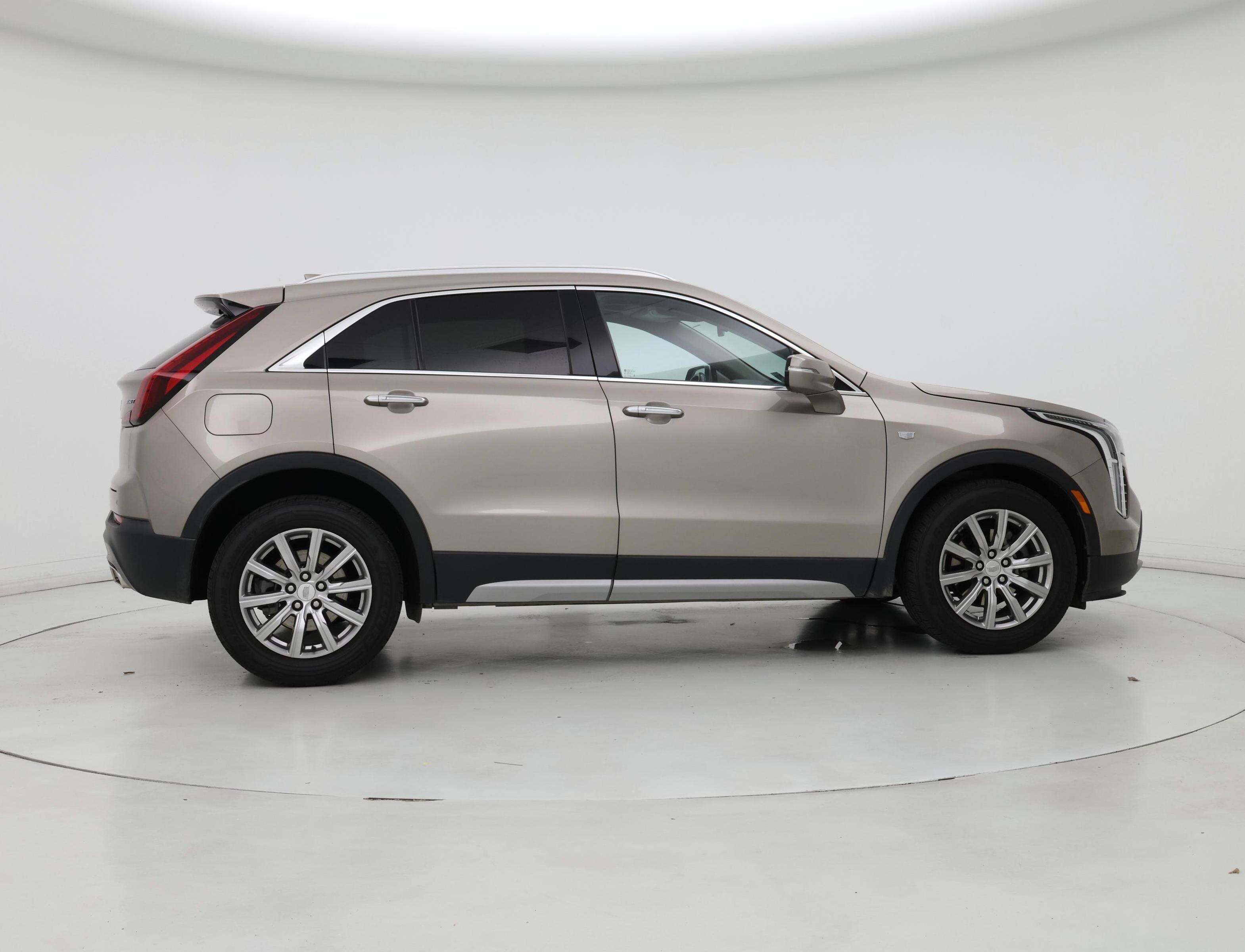 Thumbnail: 2023 Cadillac XT4 - 7
