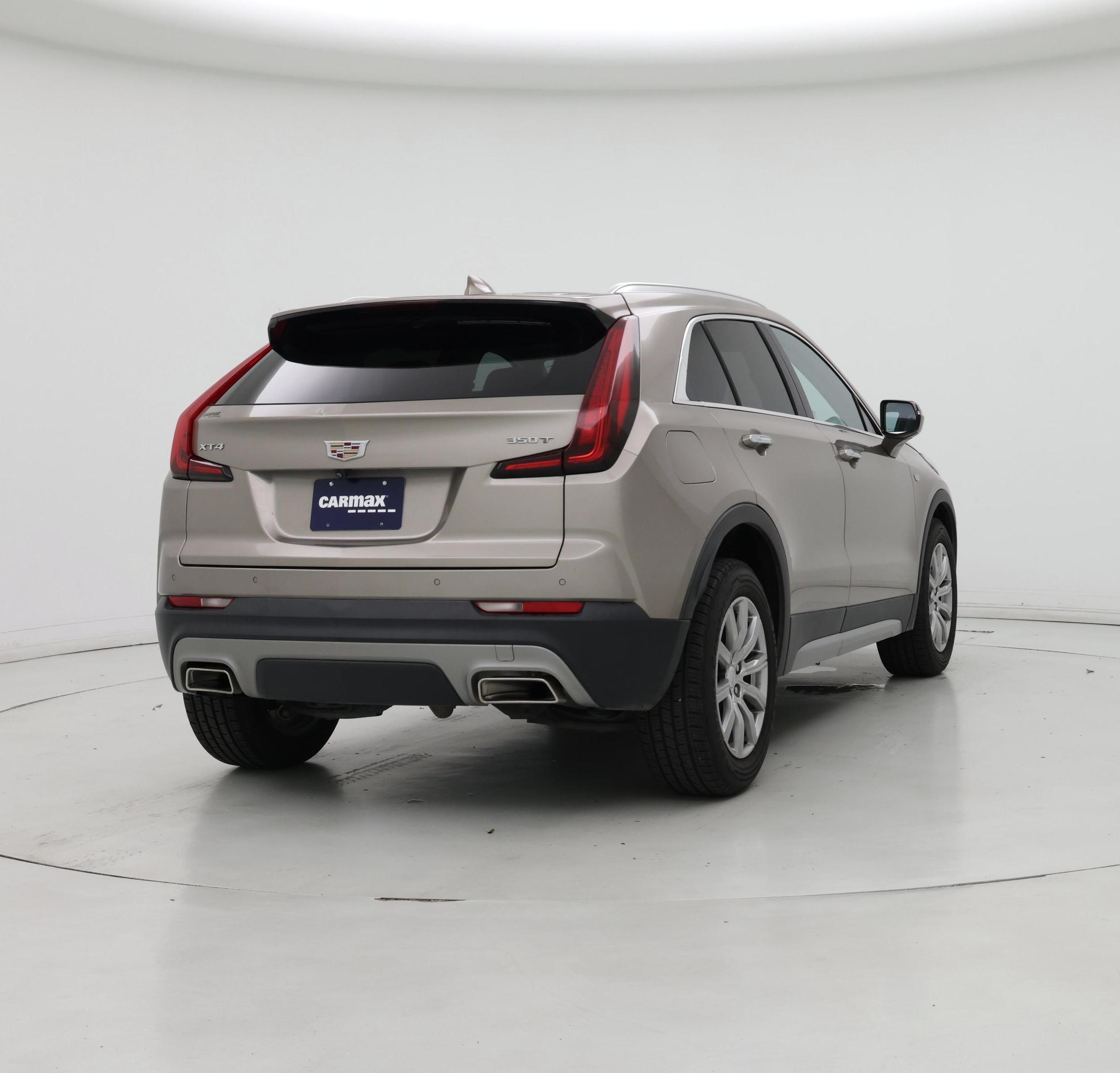 Thumbnail: 2023 Cadillac XT4 - 8