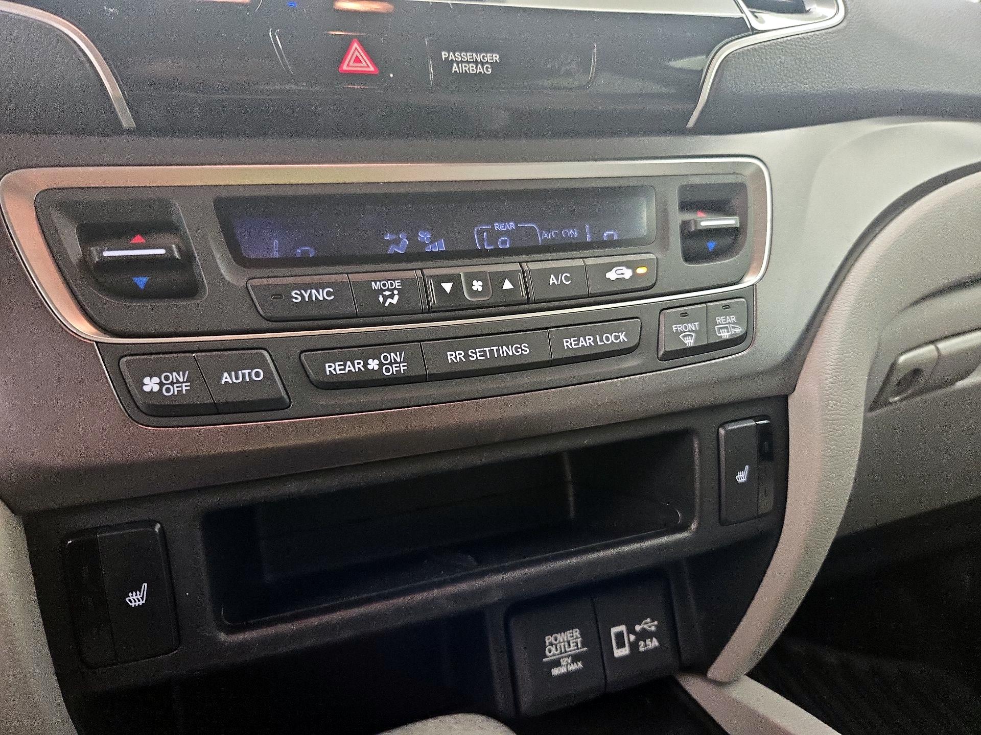 Thumbnail: 2020 Honda Pilot - 16
