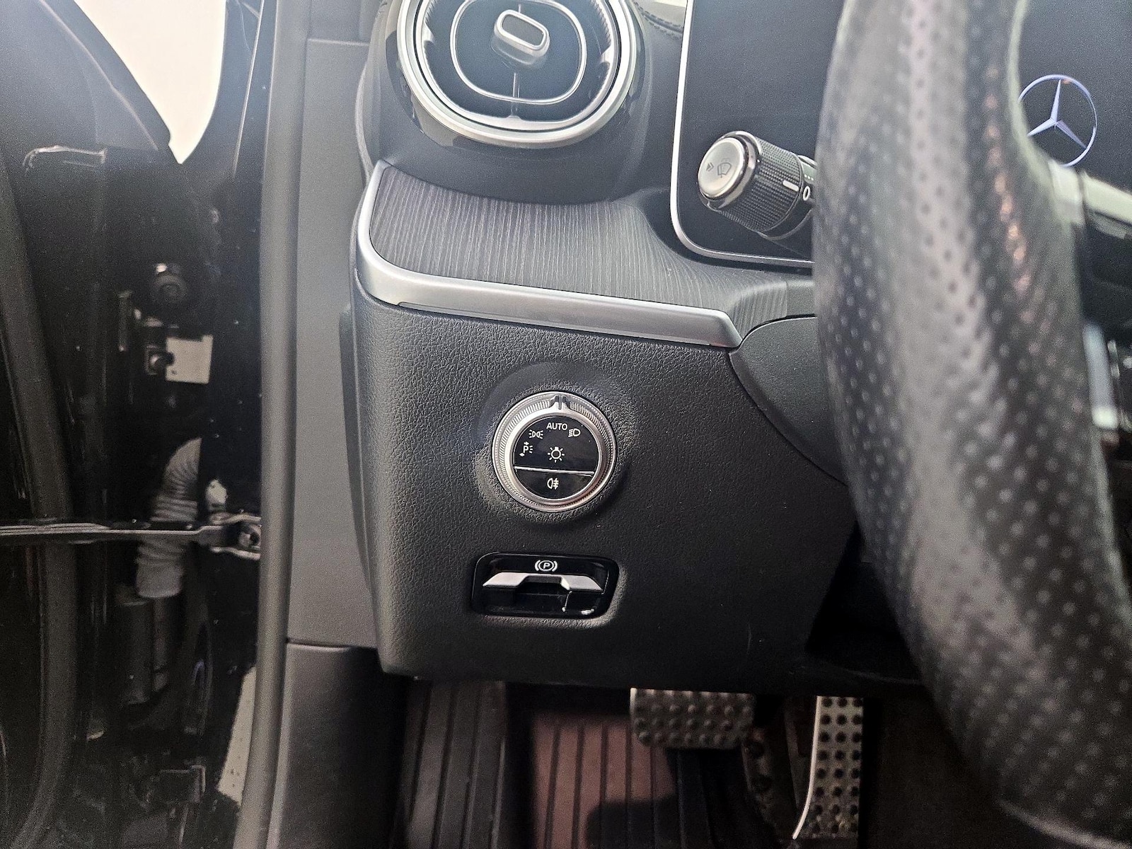 2022 Mercedes-Benz C-Class Sedan C 300 - Photo 14