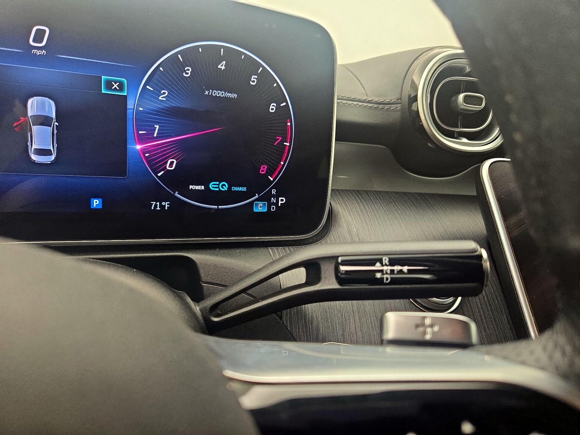 Thumbnail: 2022 Mercedes-Benz C-Class - 17
