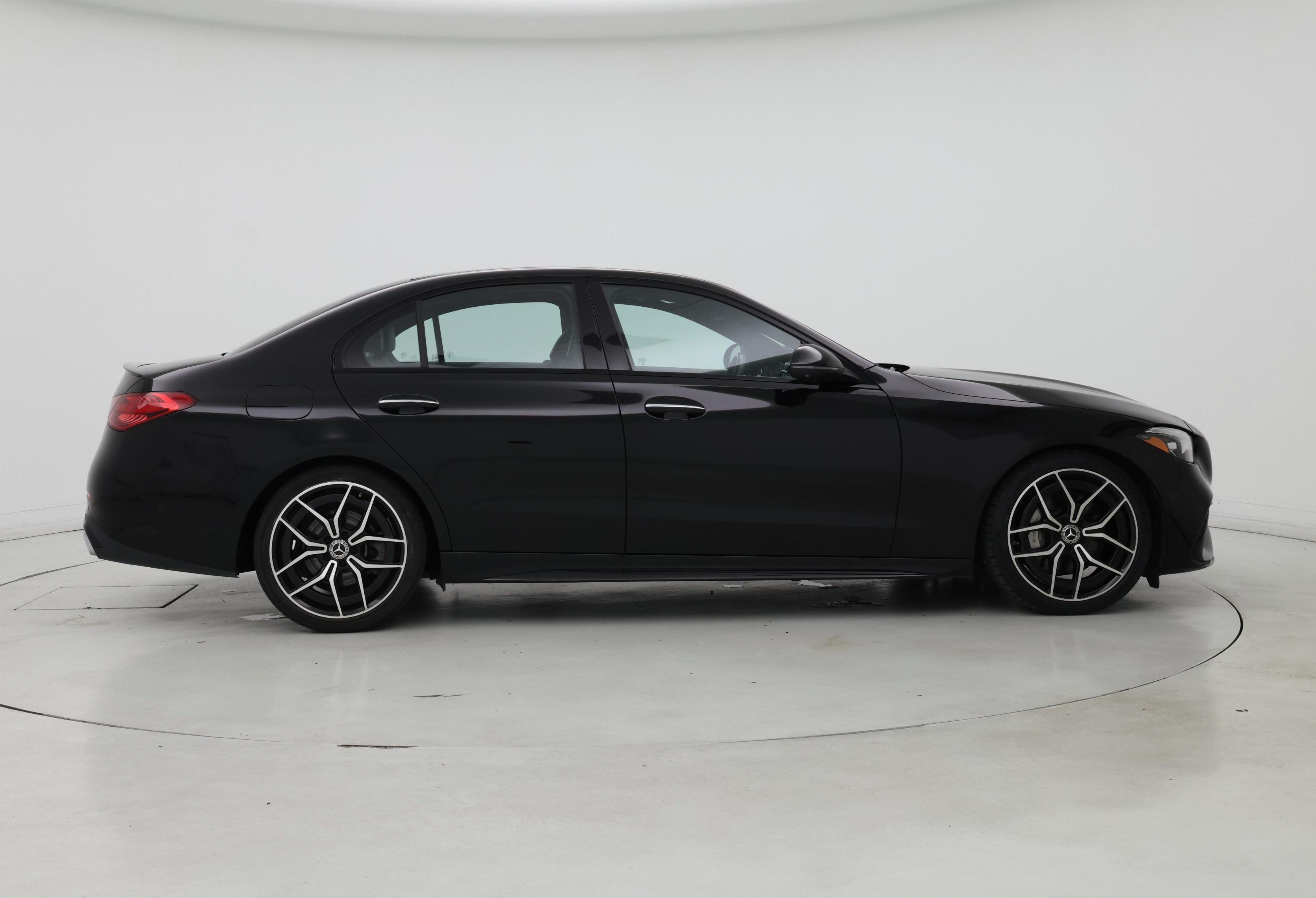 Thumbnail: 2022 Mercedes-Benz C-Class - 7