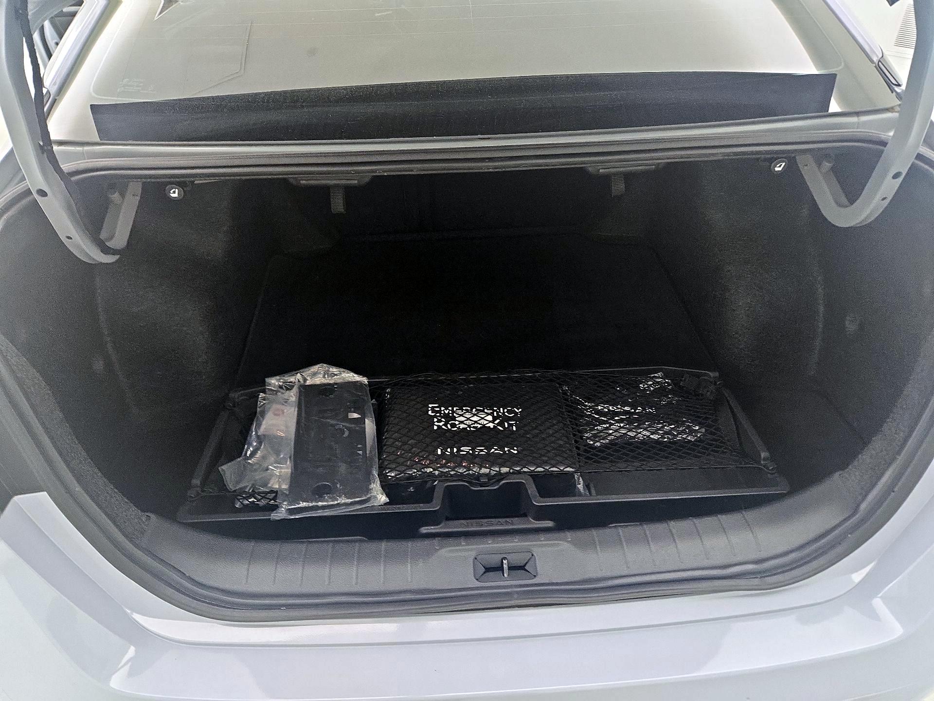 Thumbnail: 2024 Nissan Altima - 20