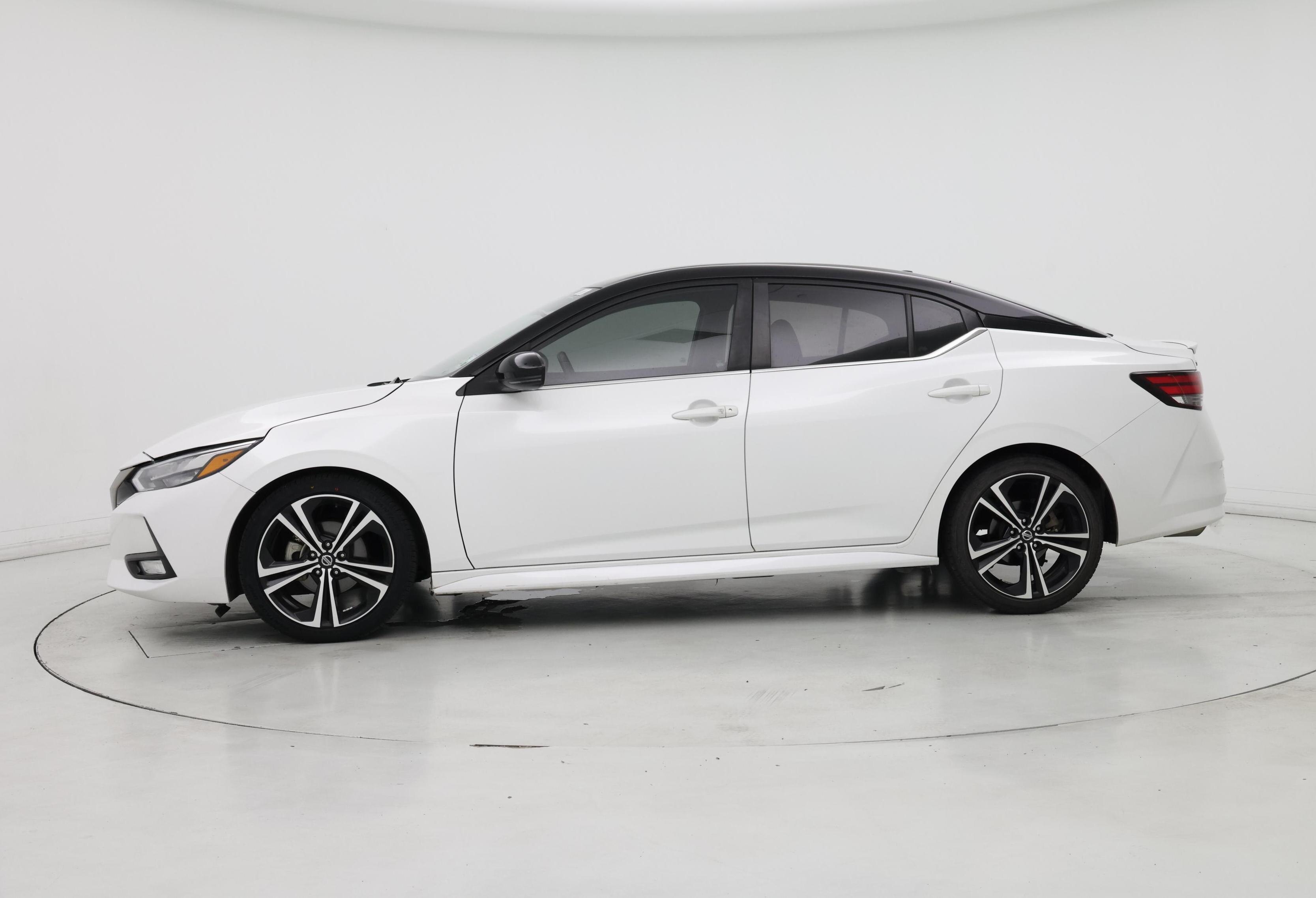 Thumbnail: 2020 Nissan Sentra - 3