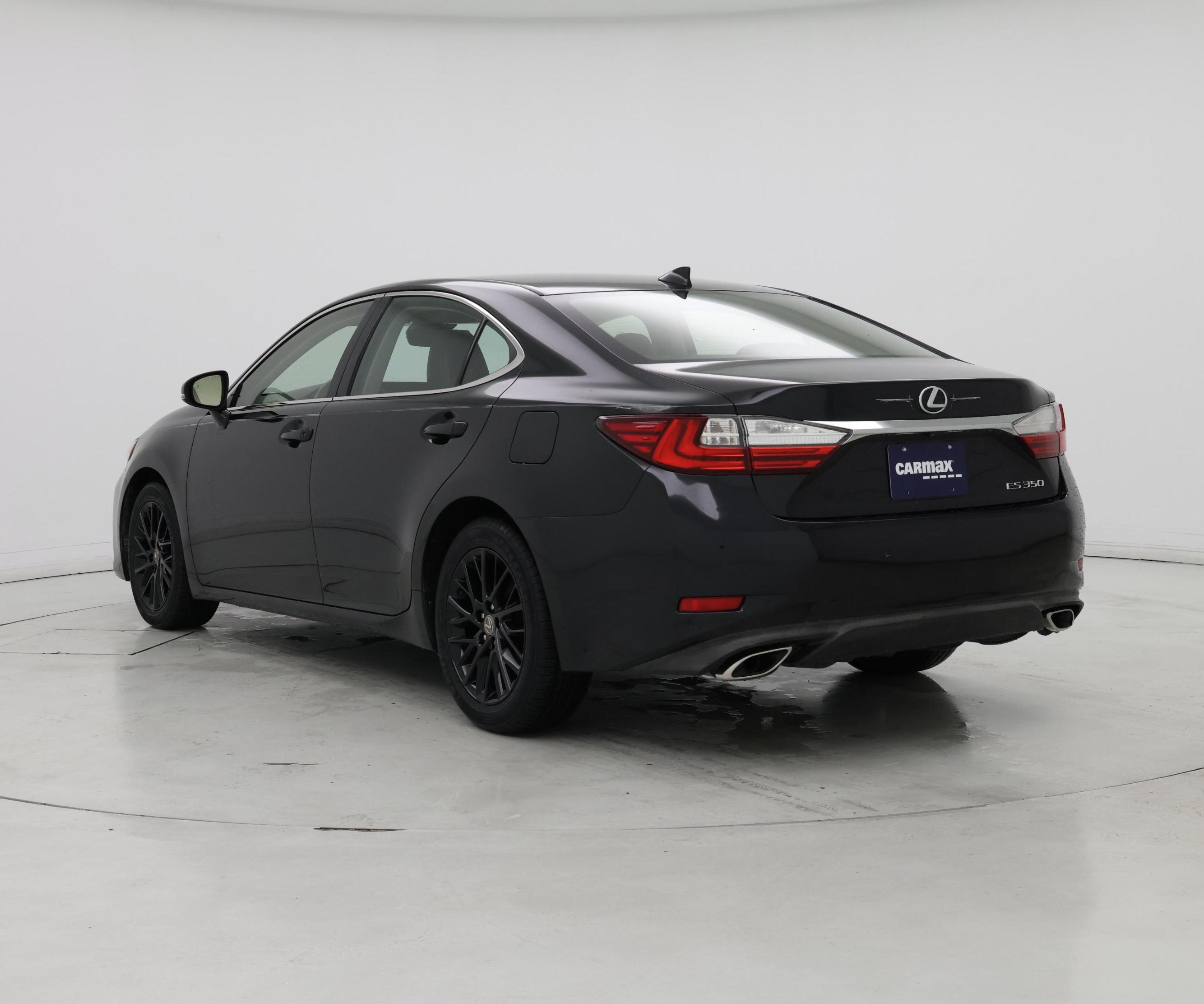 Thumbnail: 2016 Lexus ES - 2