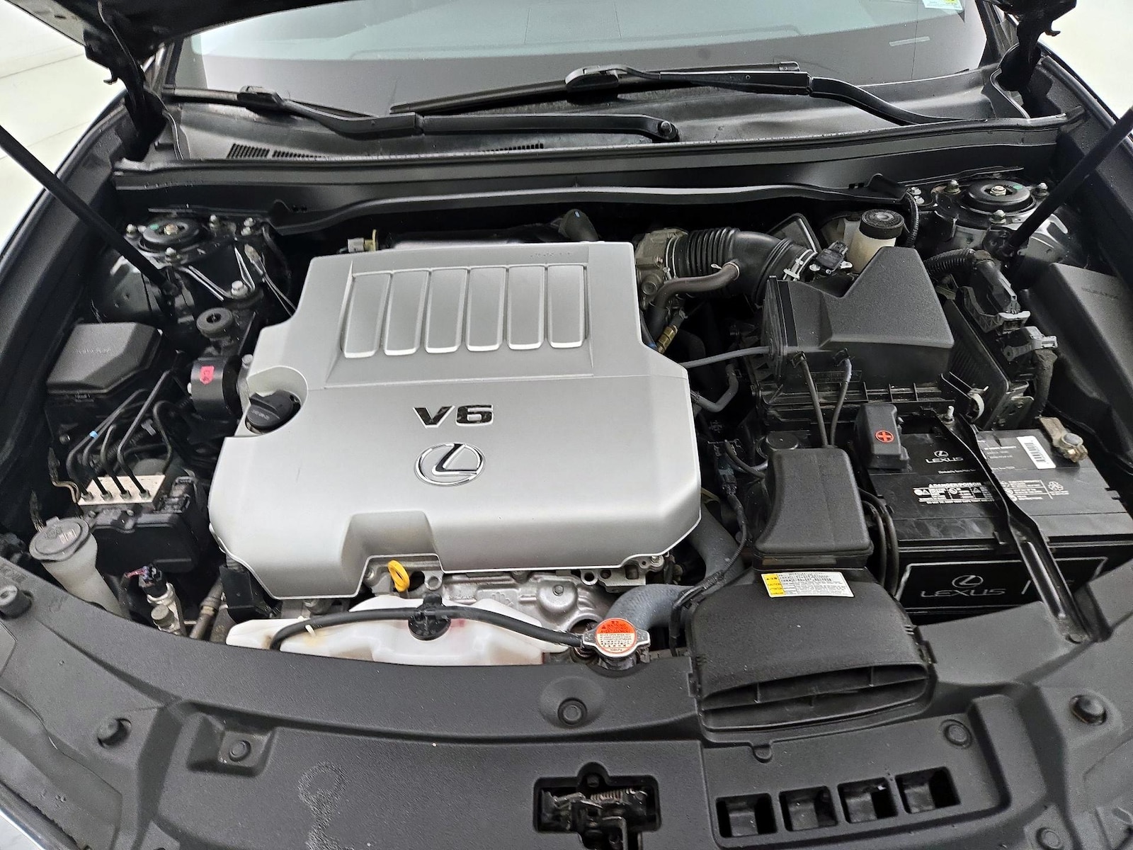 2016 Lexus ES 350 - Photo 23
