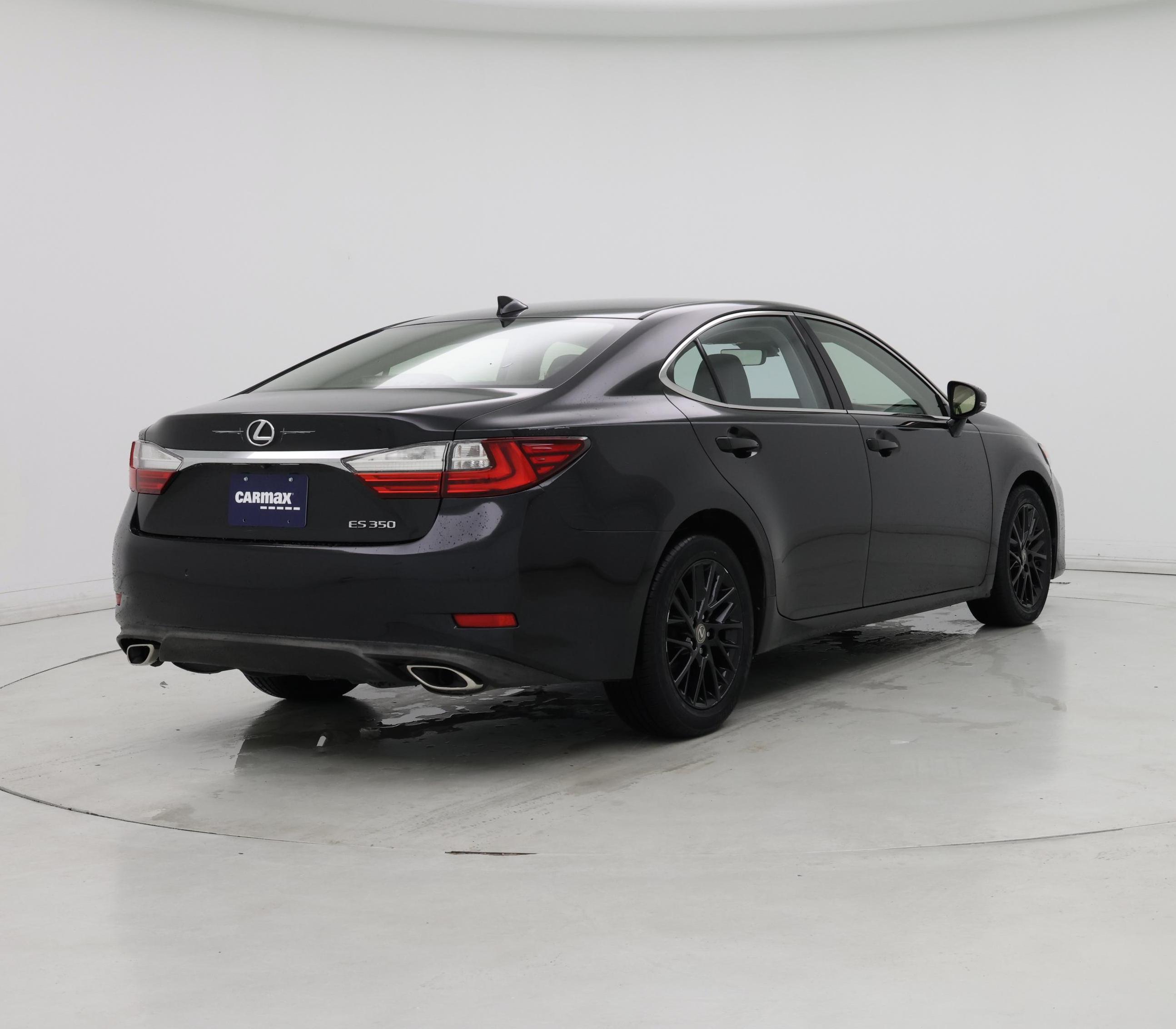 Thumbnail: 2016 Lexus ES - 8