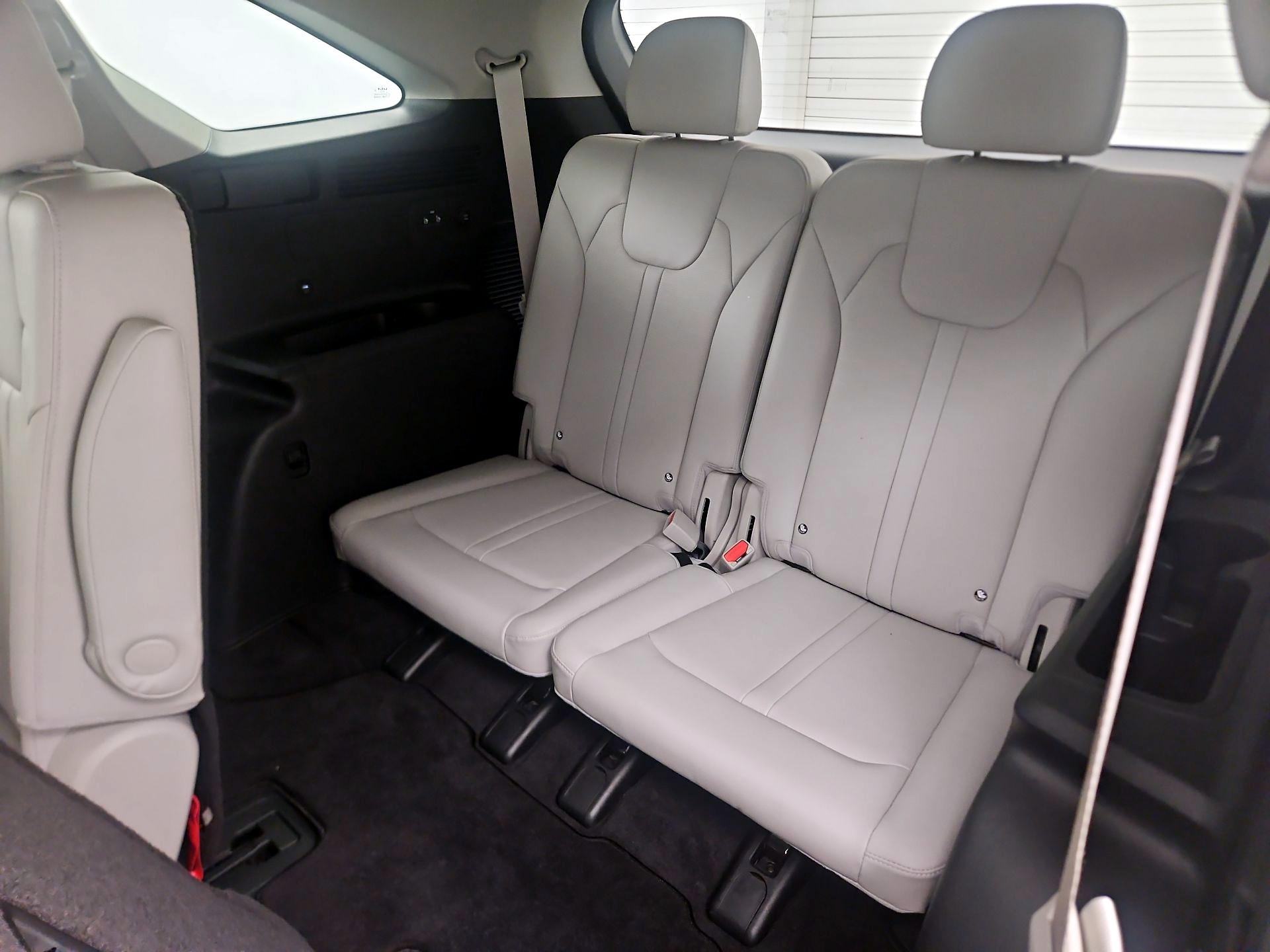 Thumbnail: 2025 Kia Sorento - 19