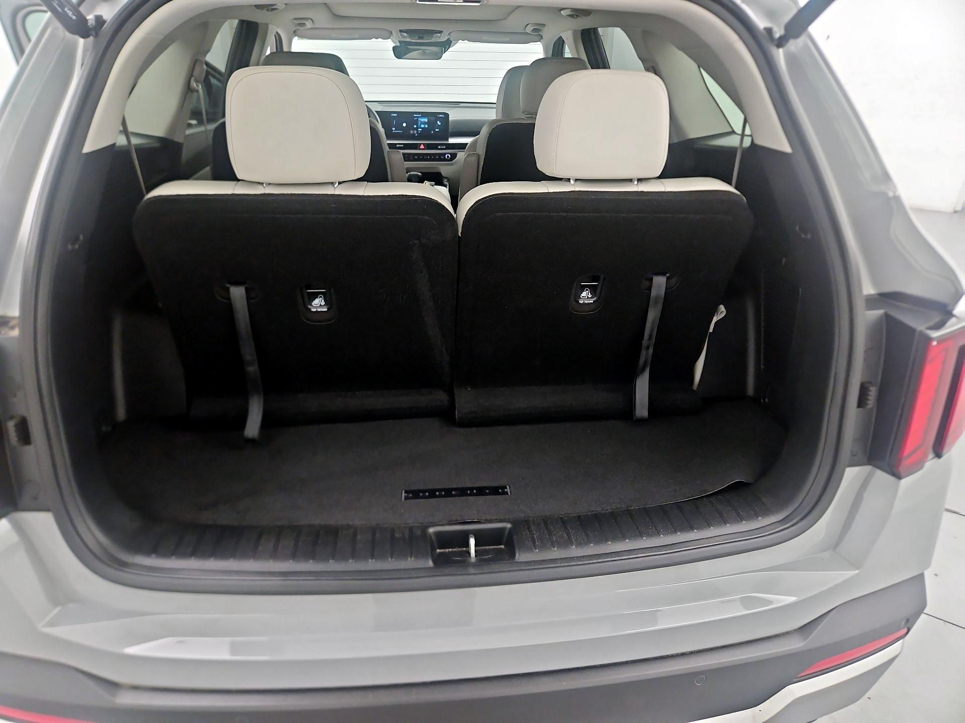 Thumbnail: 2025 Kia Sorento - 20