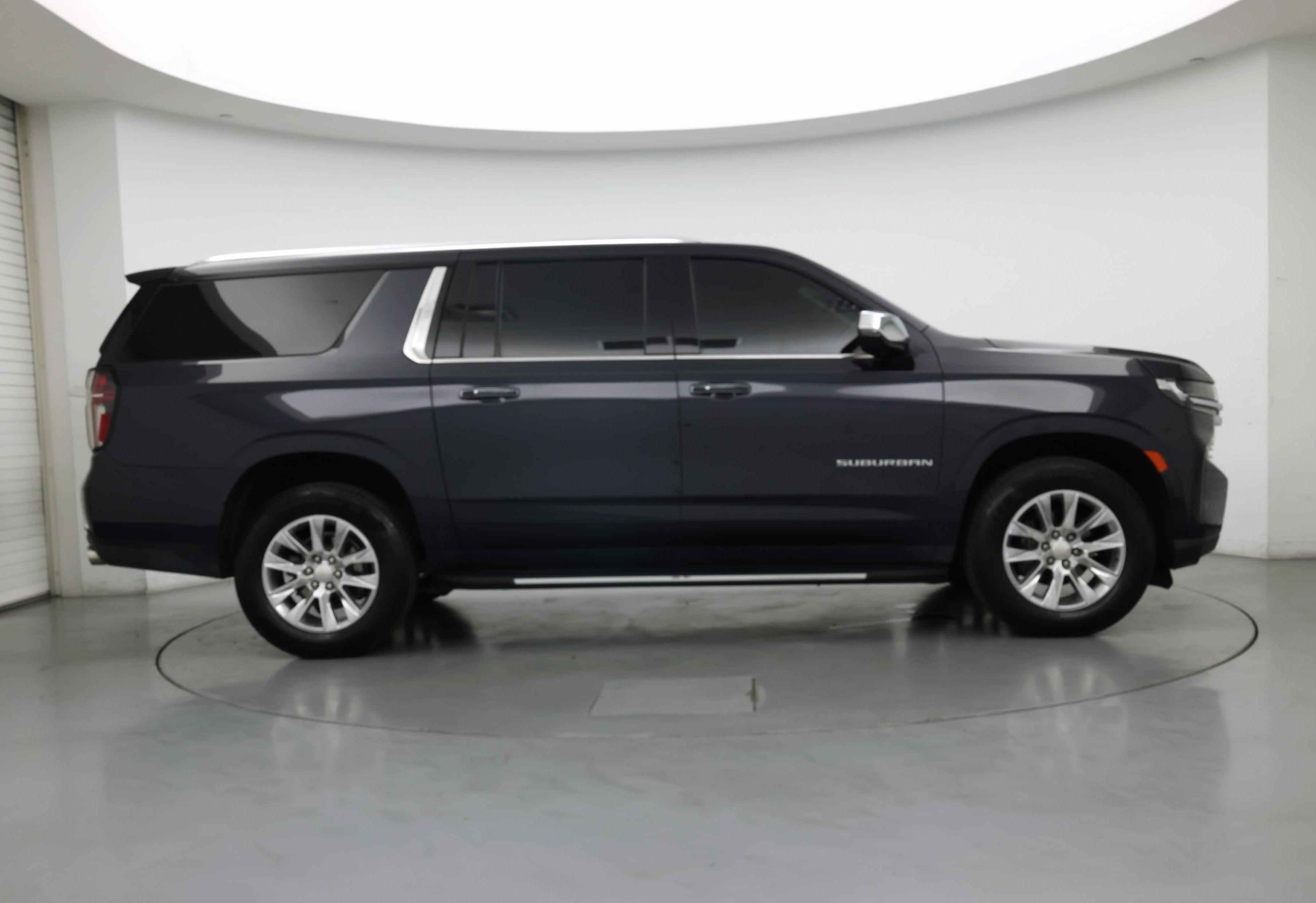 Thumbnail: 2023 Chevrolet Suburban - 7