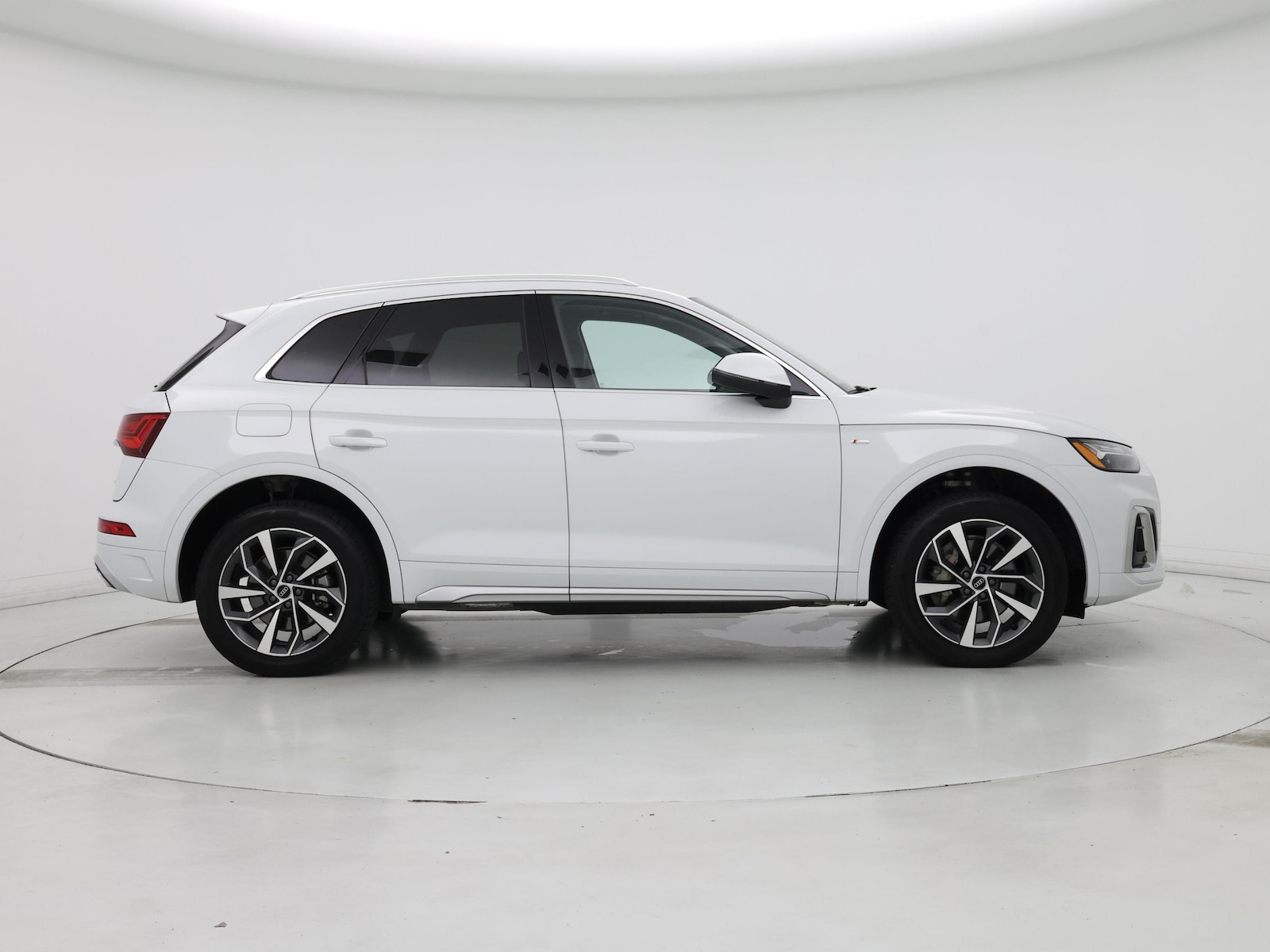 2024 Audi Q5 Premium - Photo 8