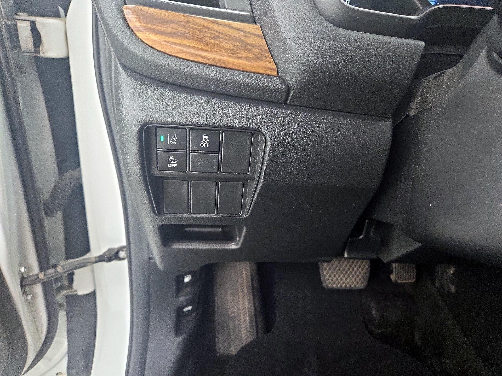 Thumbnail: 2018 Honda CR-V - 13