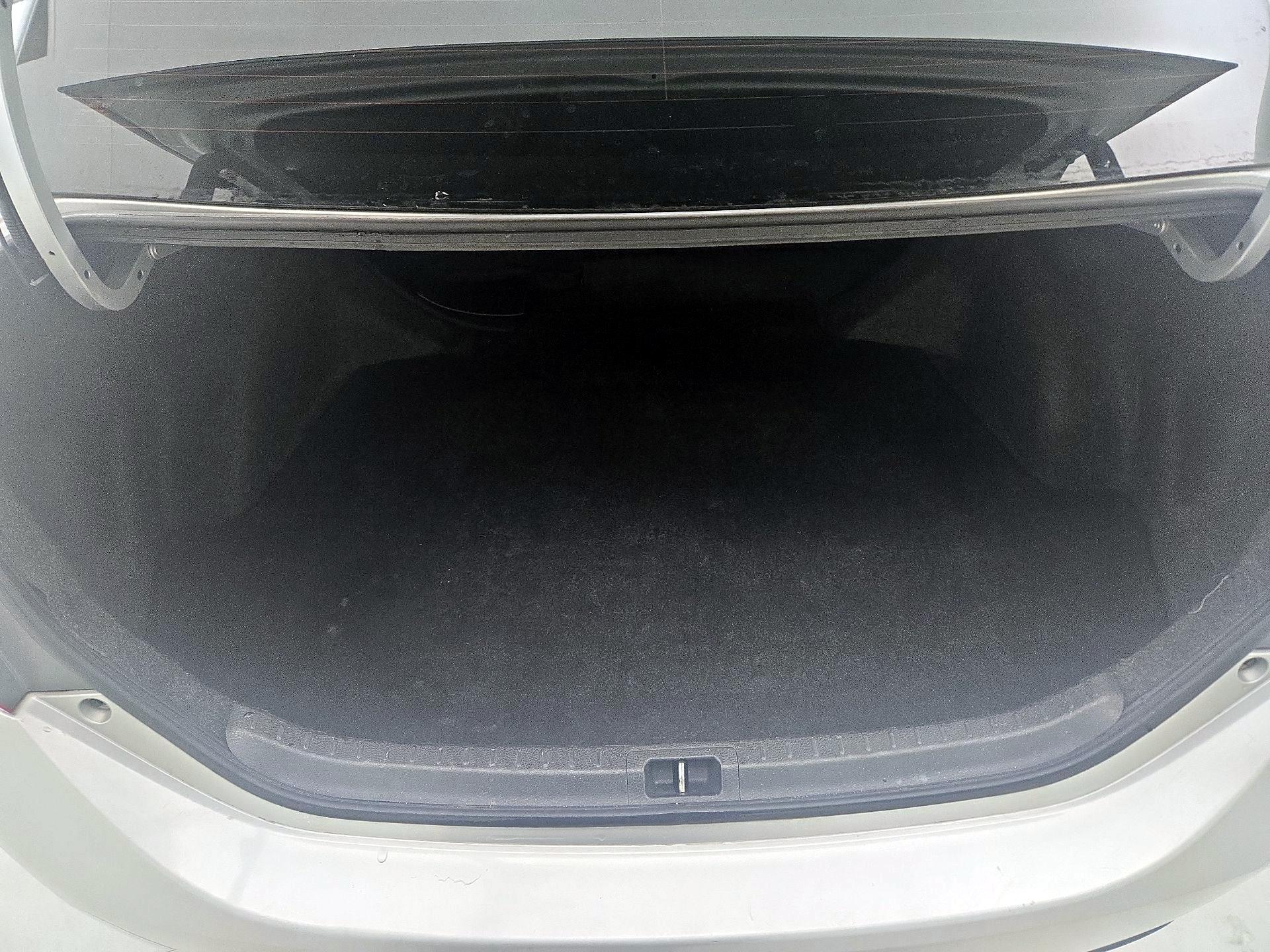 Thumbnail: 2016 Toyota Corolla - 20