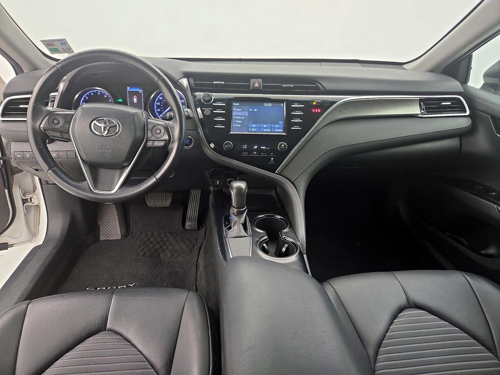 Thumbnail: 2018 Toyota Camry - 9