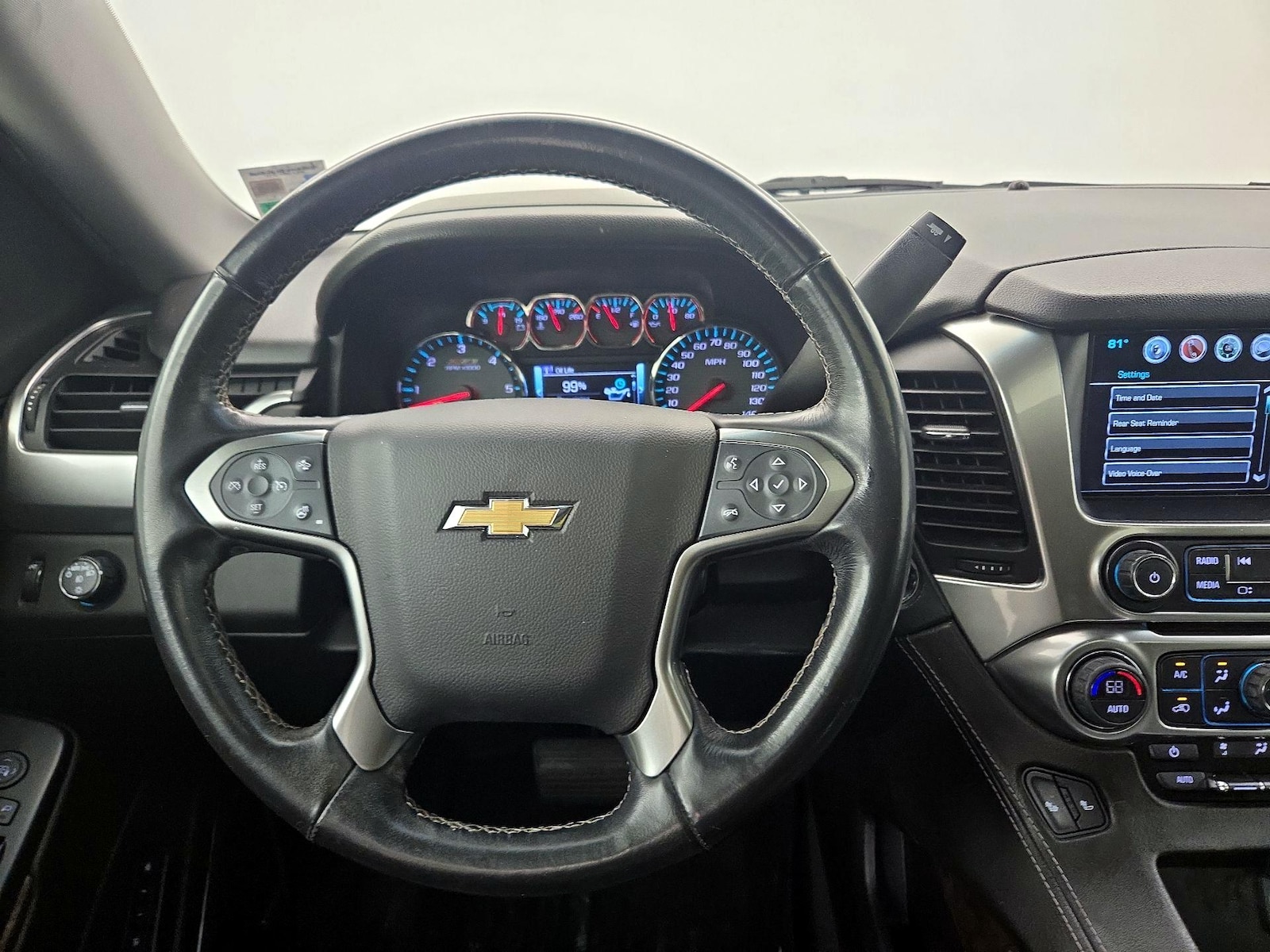 2019 Chevrolet Tahoe LT - Photo 11