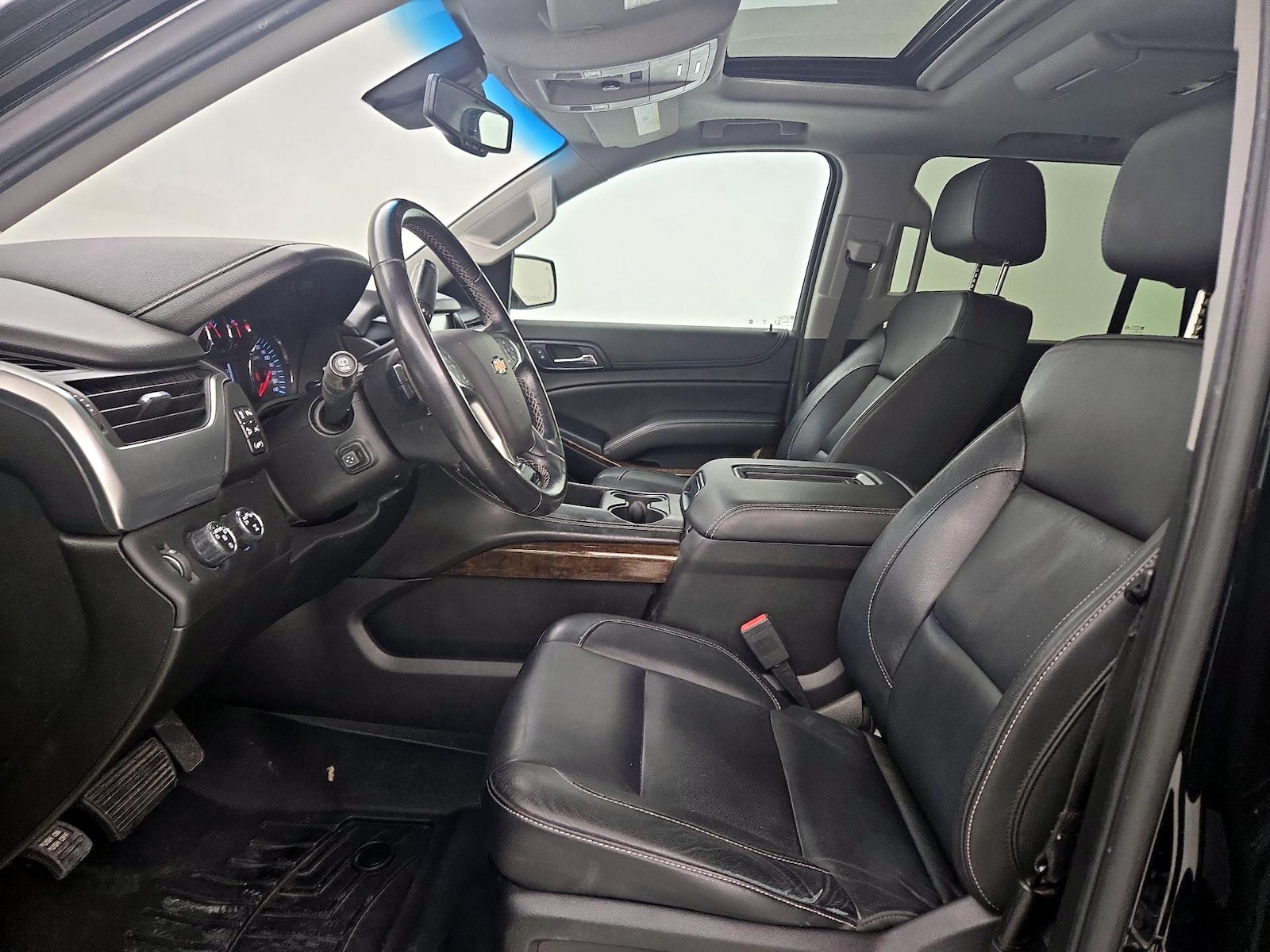 2019 Chevrolet Tahoe LT - Photo 12