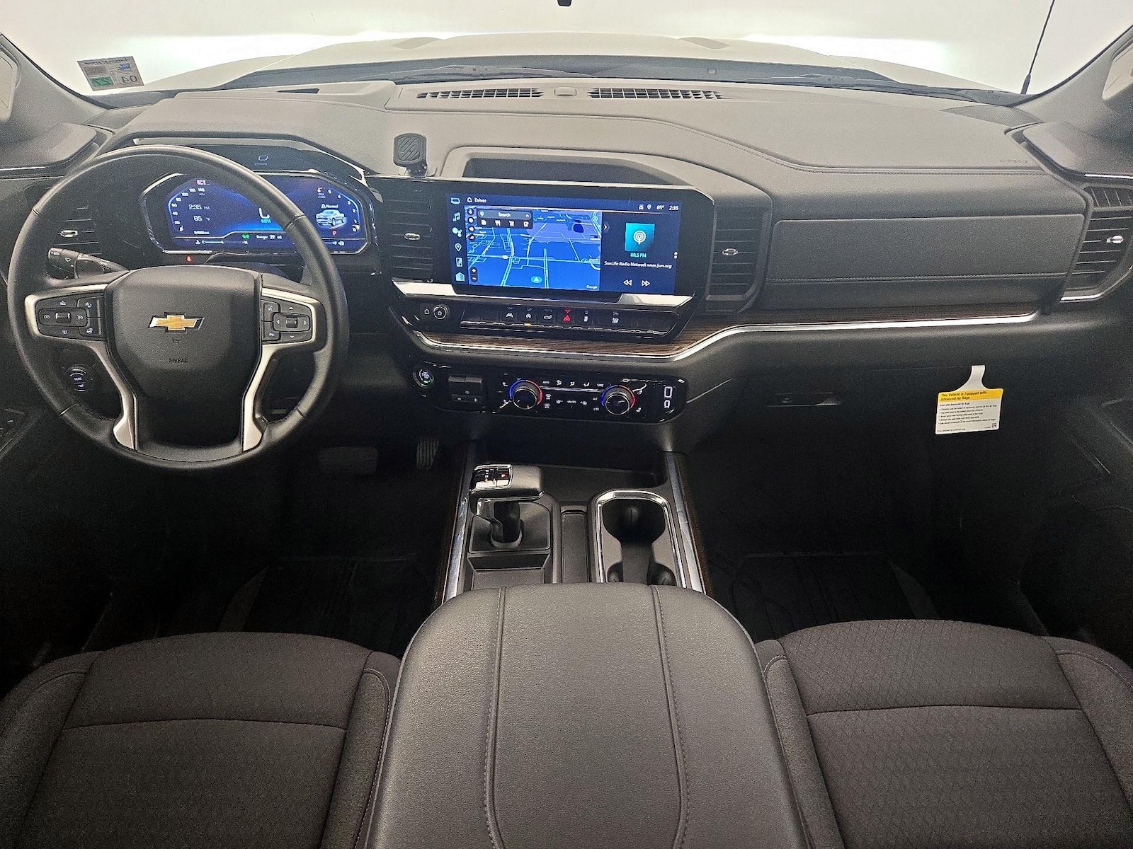 2024 Chevrolet Silverado 1500 LT - Photo 10