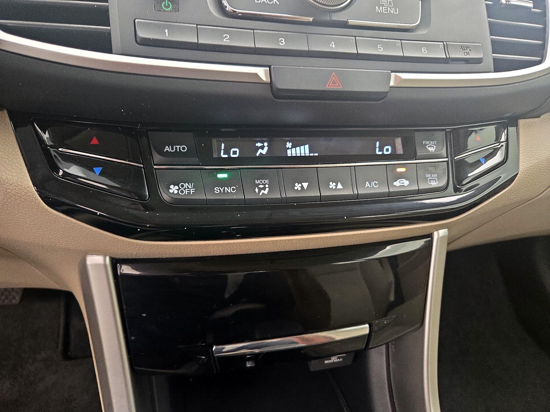 Thumbnail: 2017 Honda Accord - 16