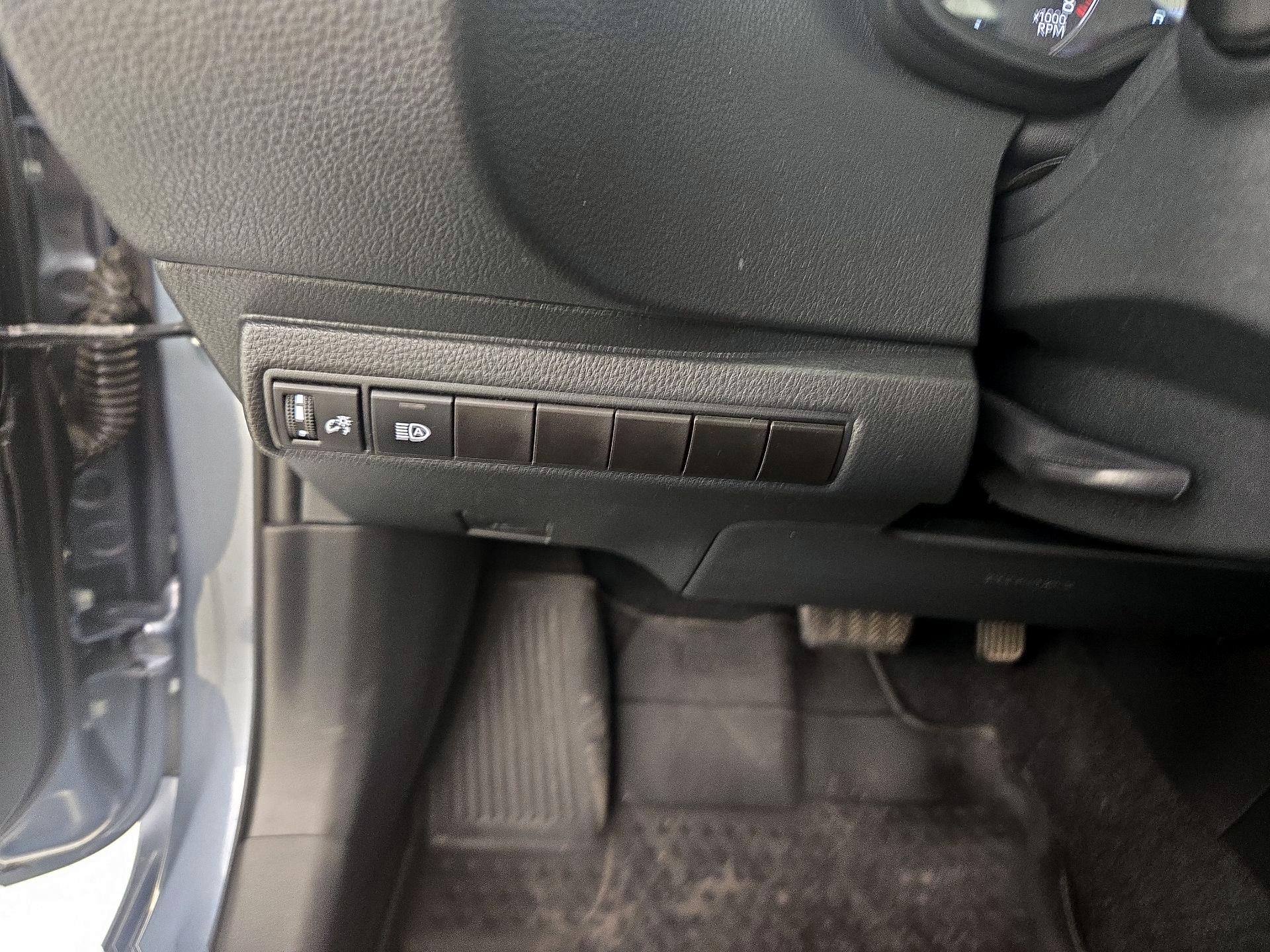 Thumbnail: 2023 Toyota Corolla - 13