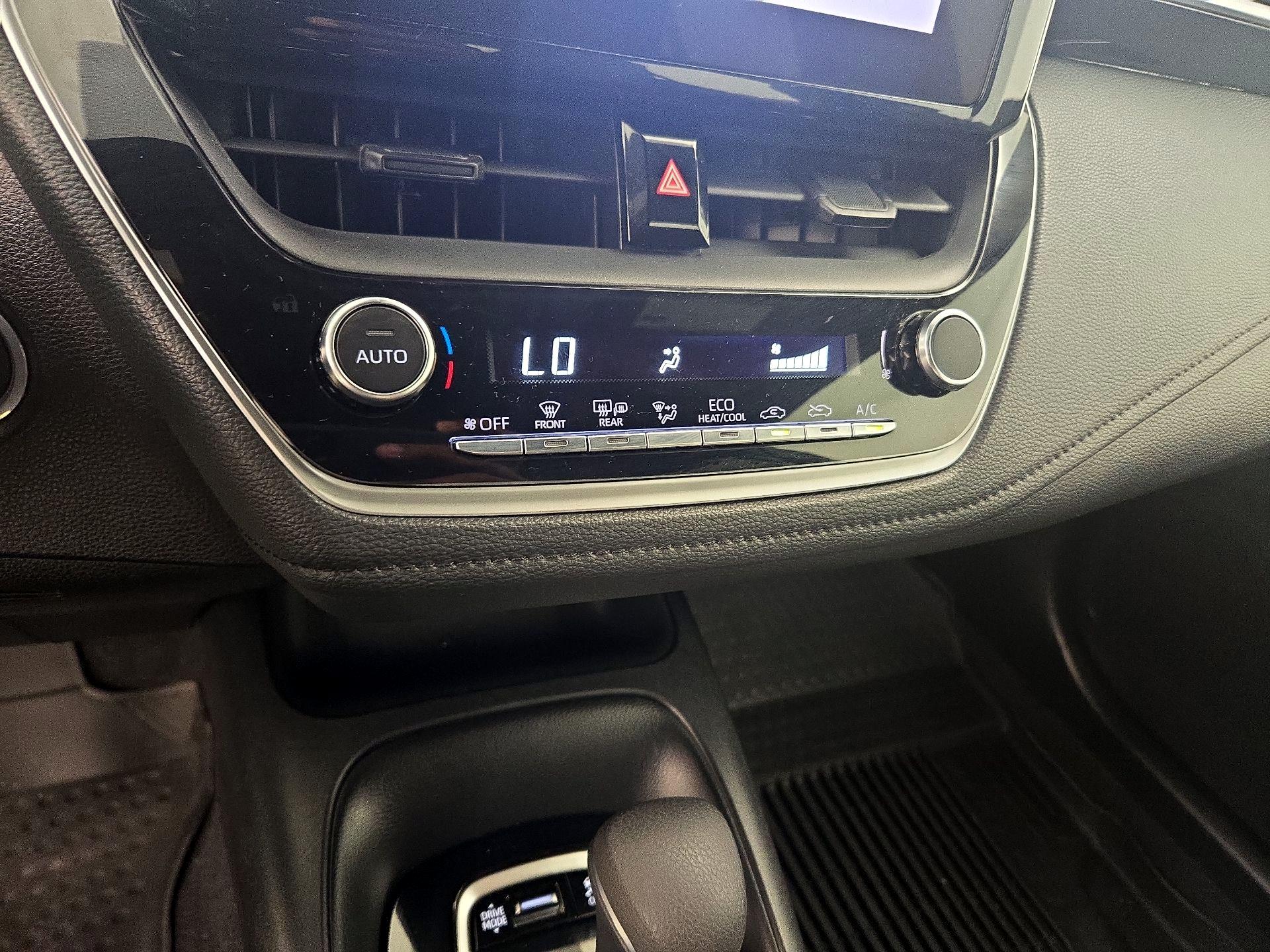 Thumbnail: 2023 Toyota Corolla - 17