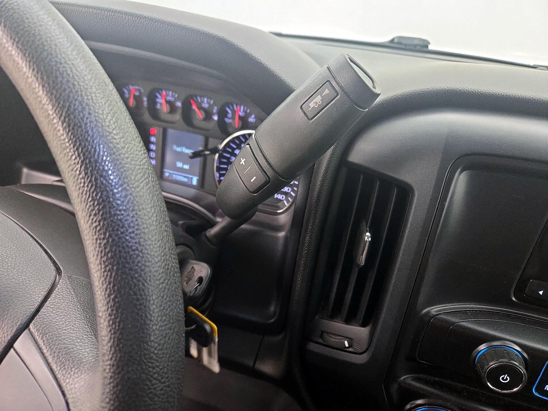 Thumbnail: 2015 Chevrolet Silverado 1500 - 16