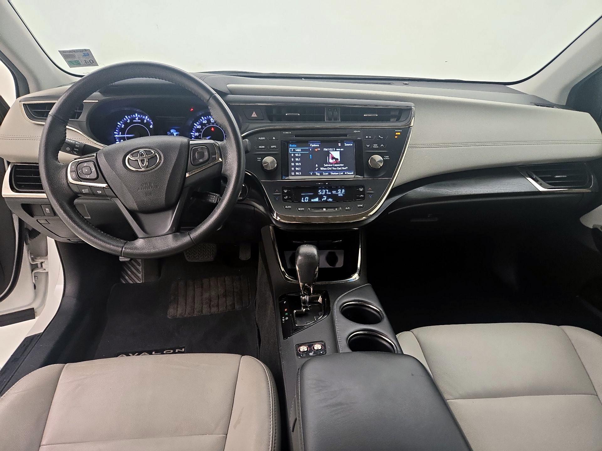 Thumbnail: 2016 Toyota Avalon - 9