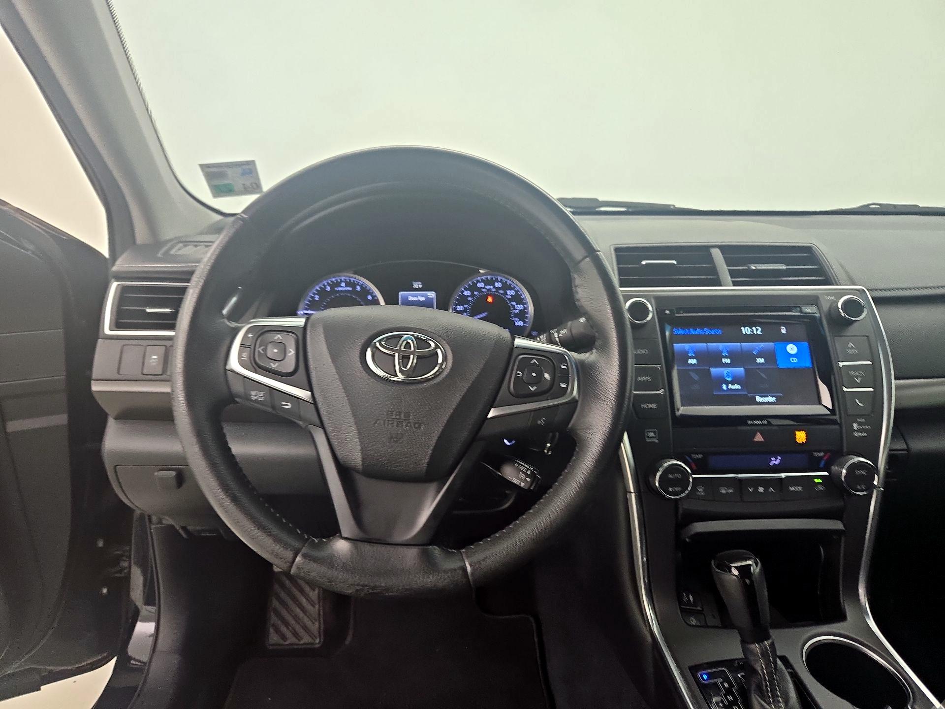 Thumbnail: 2017 Toyota Camry - 10