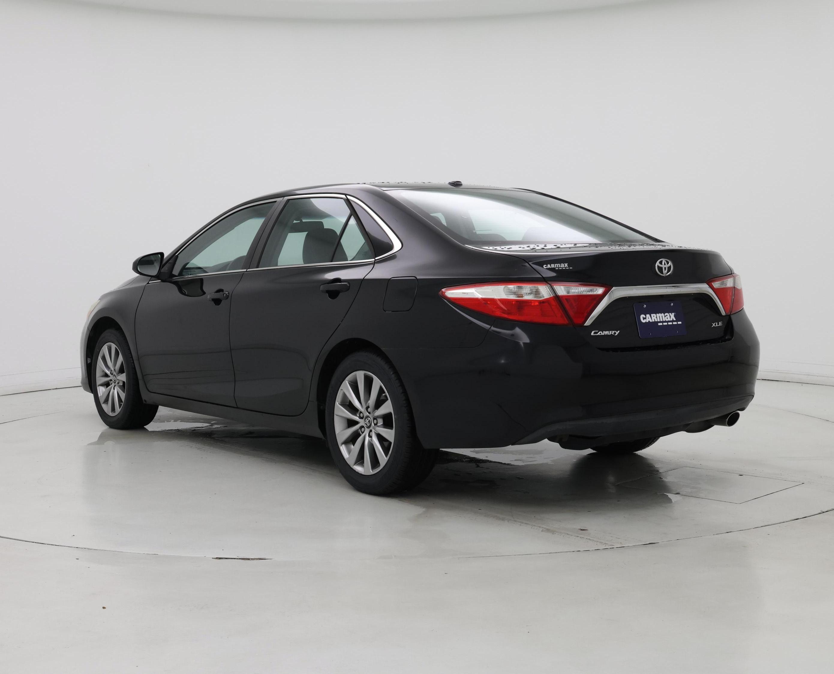 Thumbnail: 2017 Toyota Camry - 2