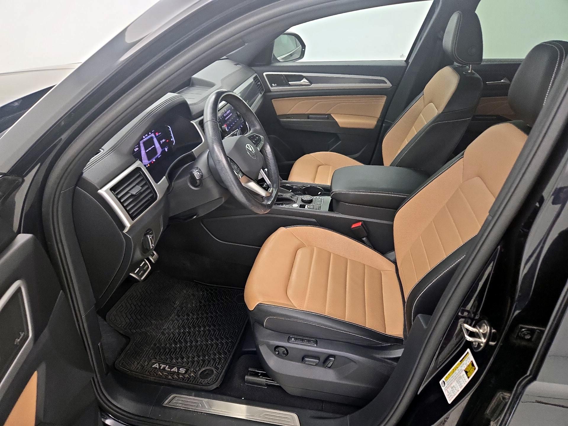 Thumbnail: 2023 Volkswagen Atlas - 11