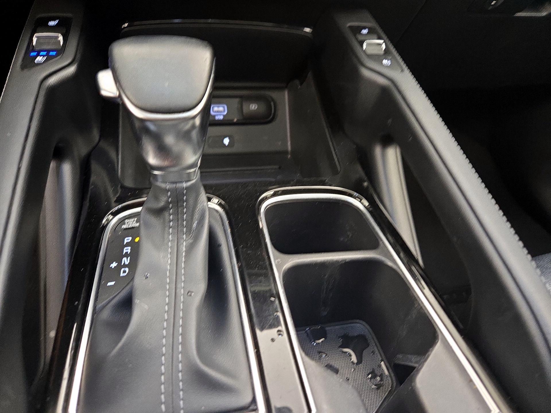 Thumbnail: 2021 Kia Telluride - 18