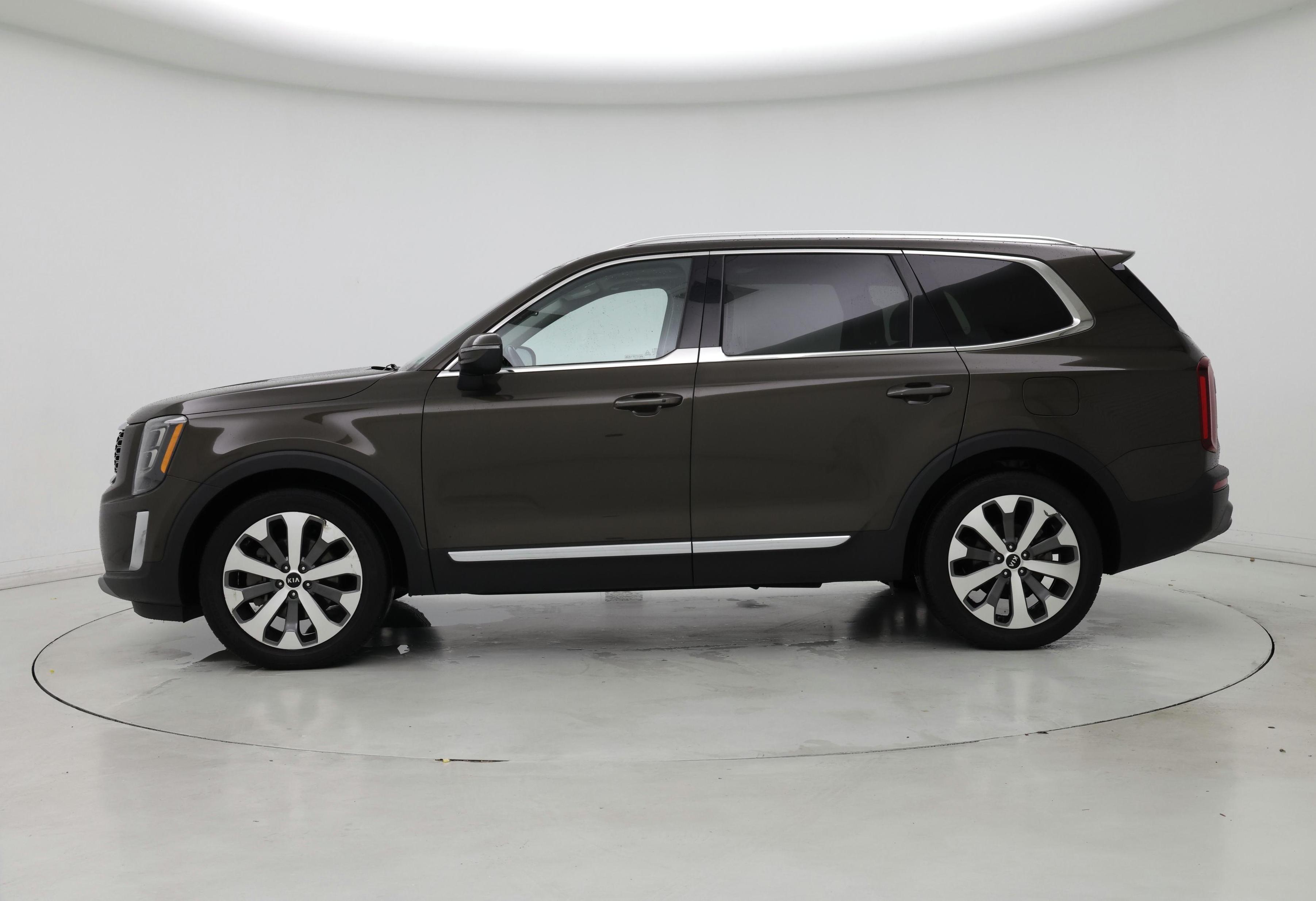 Thumbnail: 2021 Kia Telluride - 3