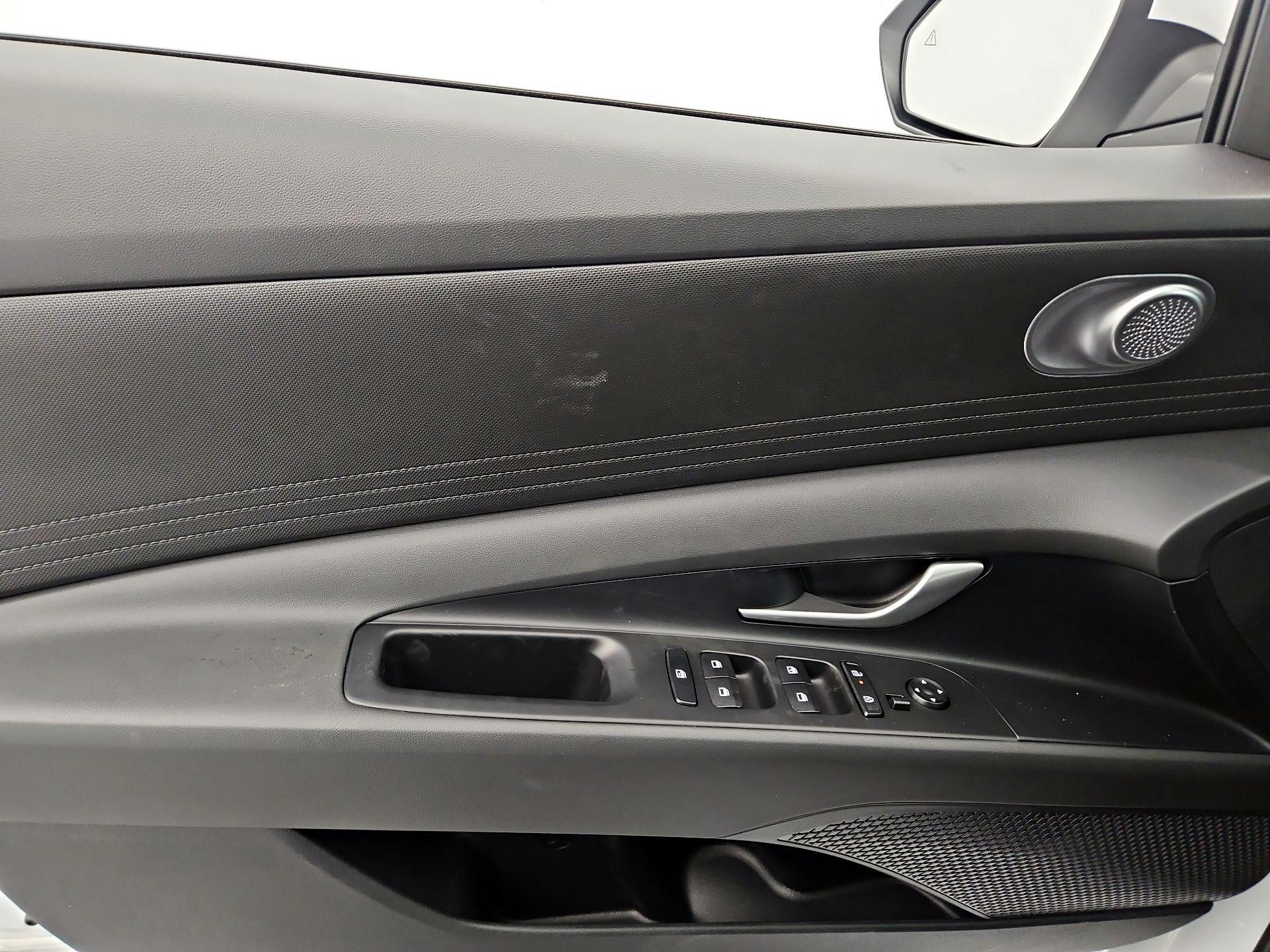 Thumbnail: 2026 Hyundai Elantra - 12