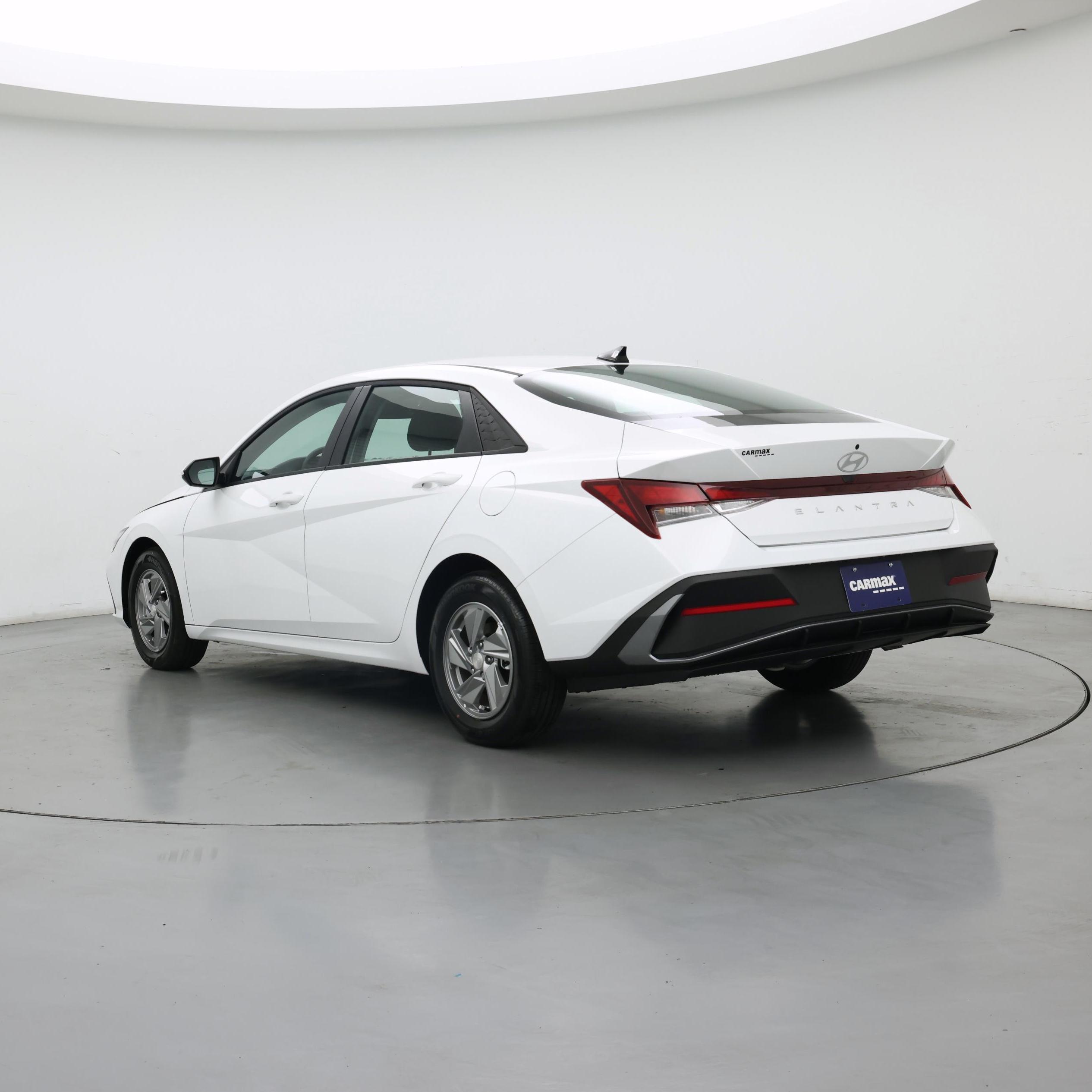 Thumbnail: 2026 Hyundai Elantra - 2