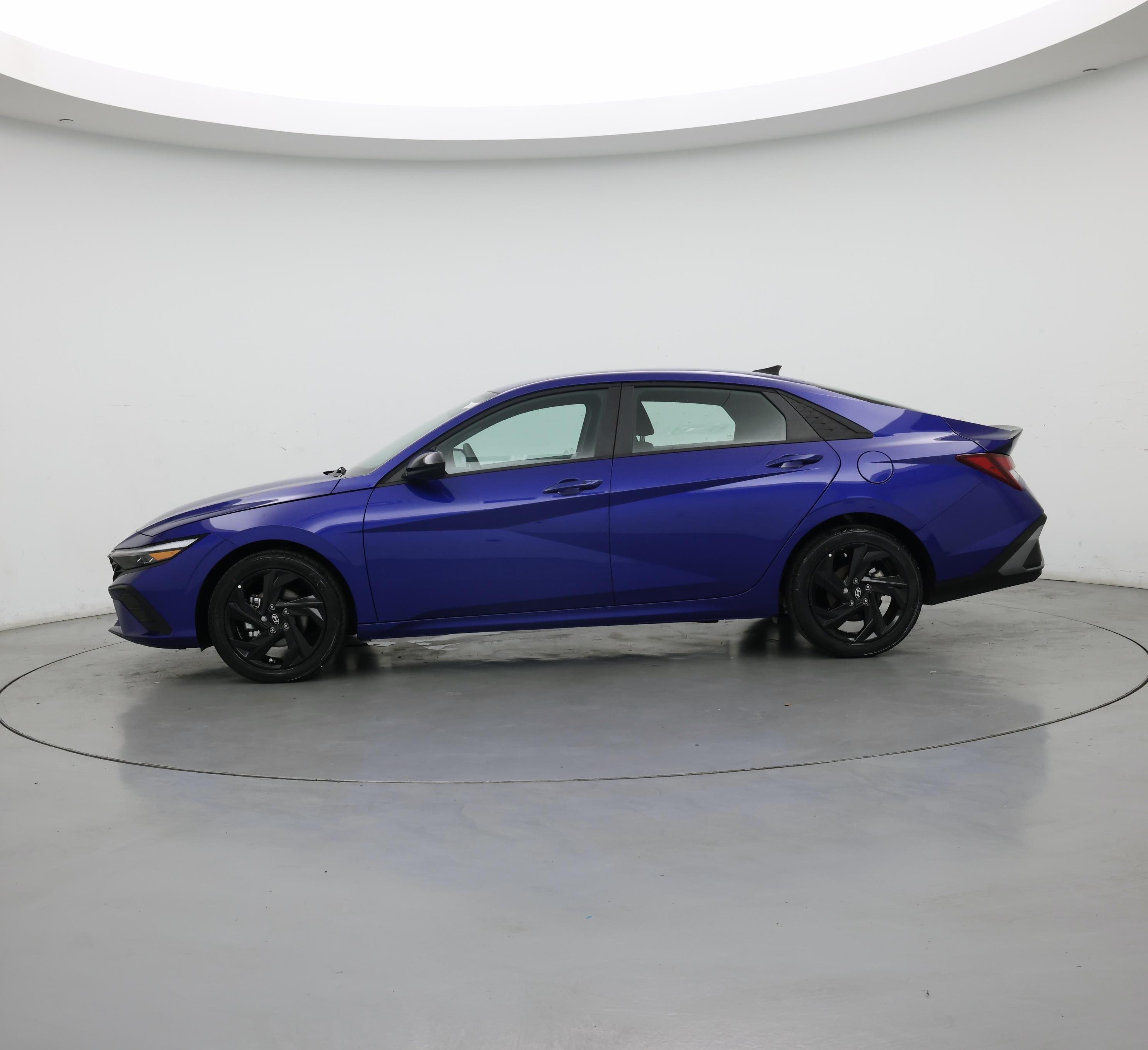 Thumbnail: 2026 Hyundai Elantra - 3